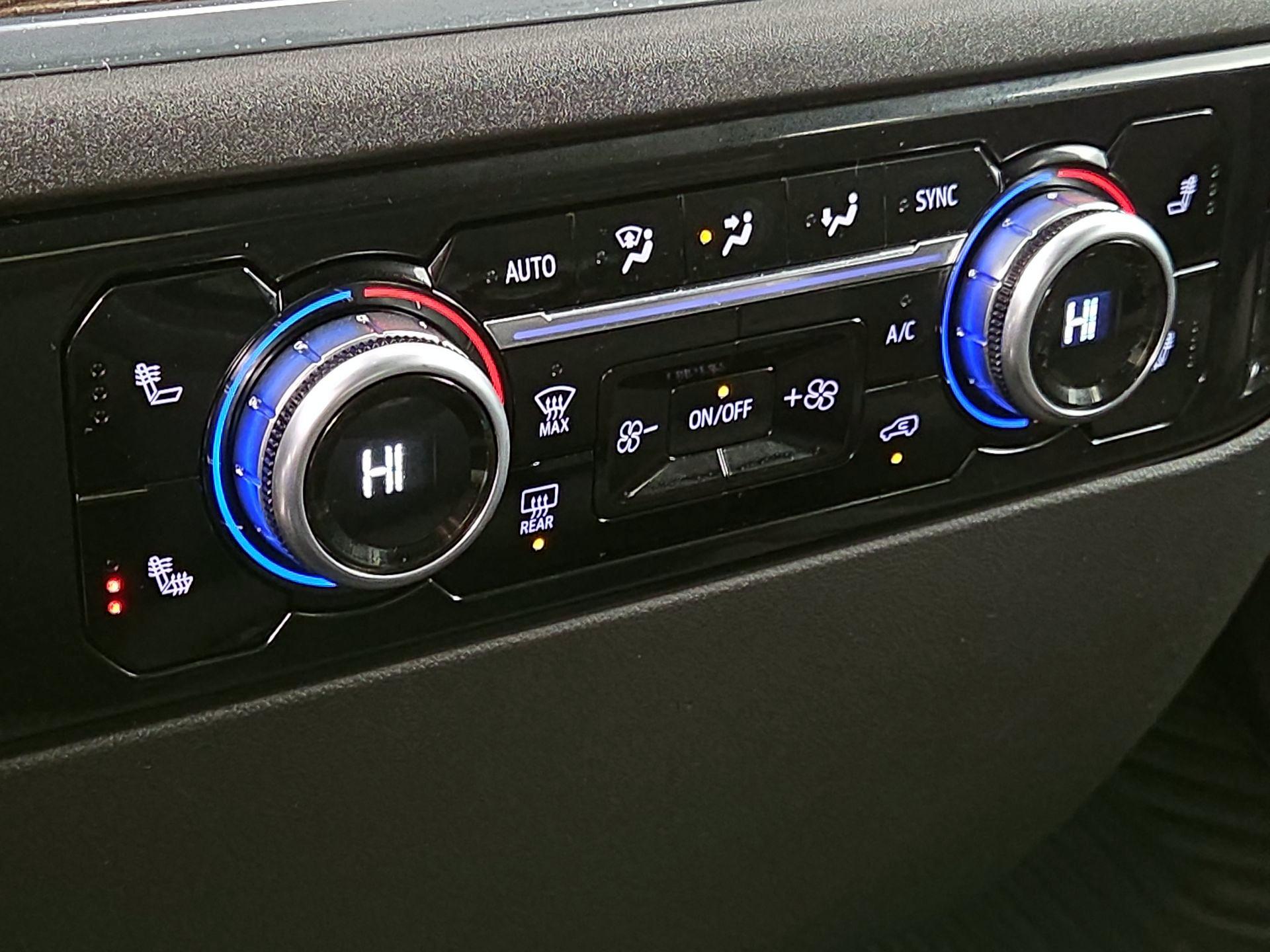 Thumbnail: 2024 GMC Sierra 1500 - 16