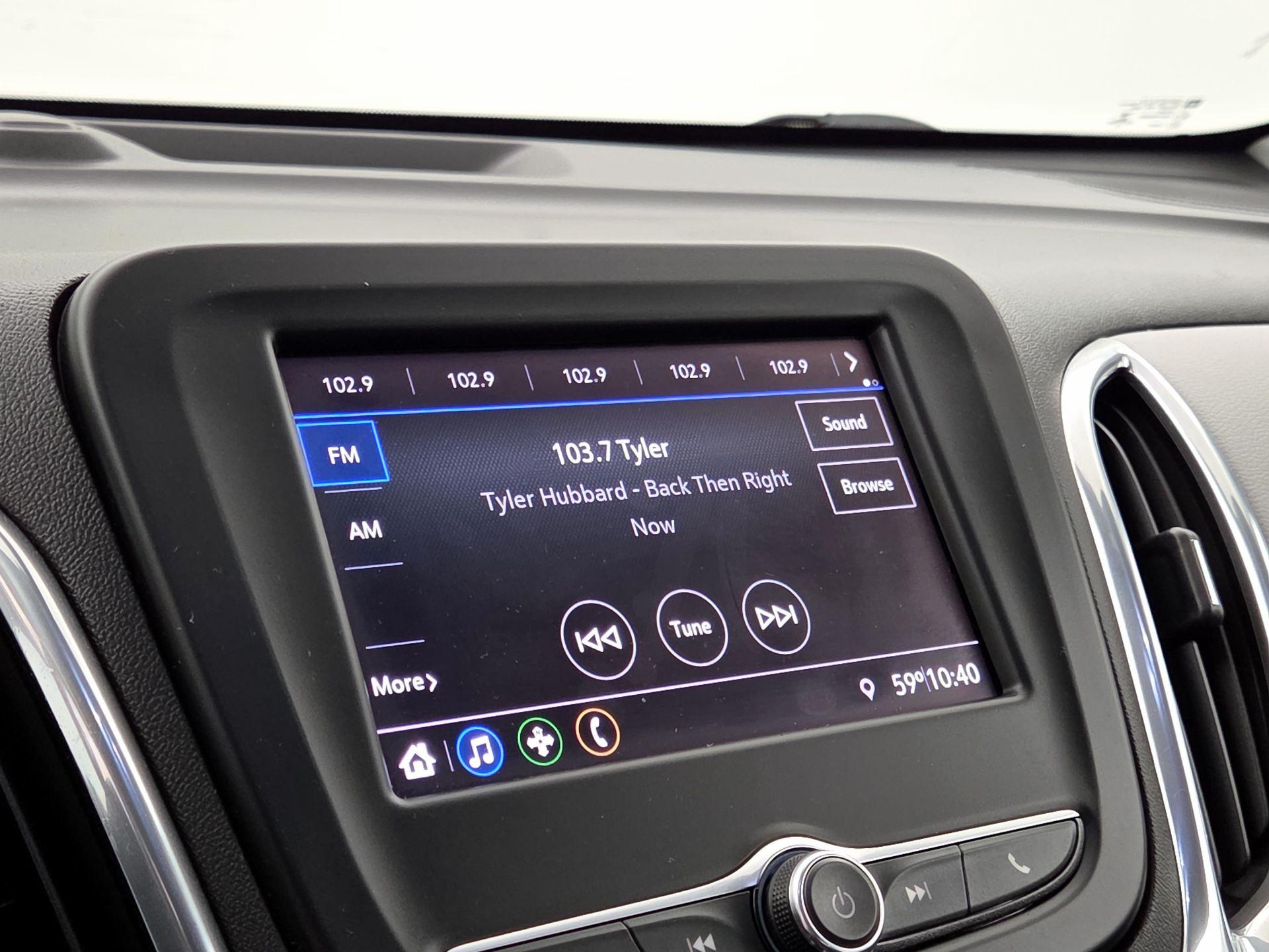 Thumbnail: 2020 Chevrolet Equinox - 15