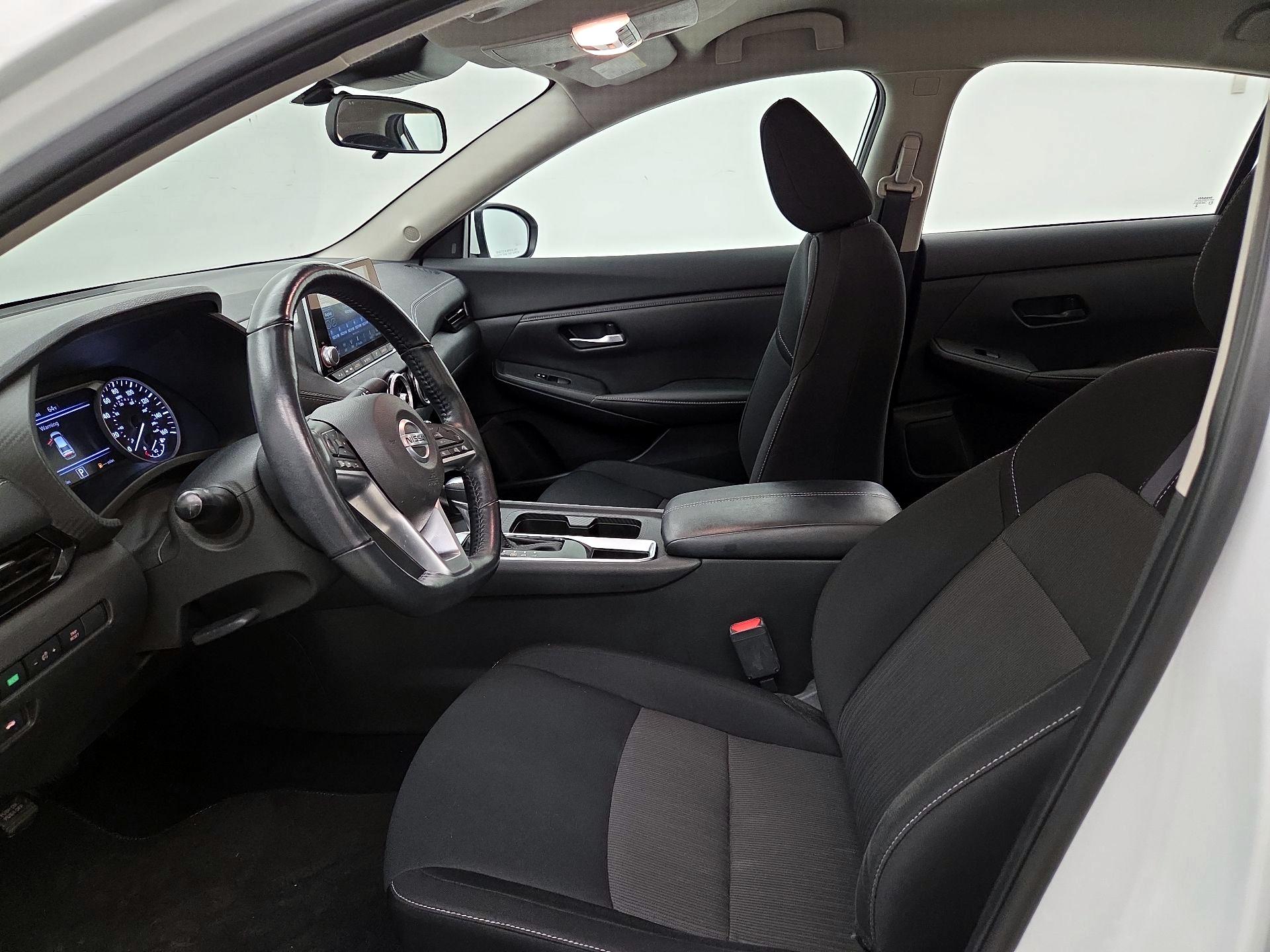 Thumbnail: 2022 Nissan Sentra - 11