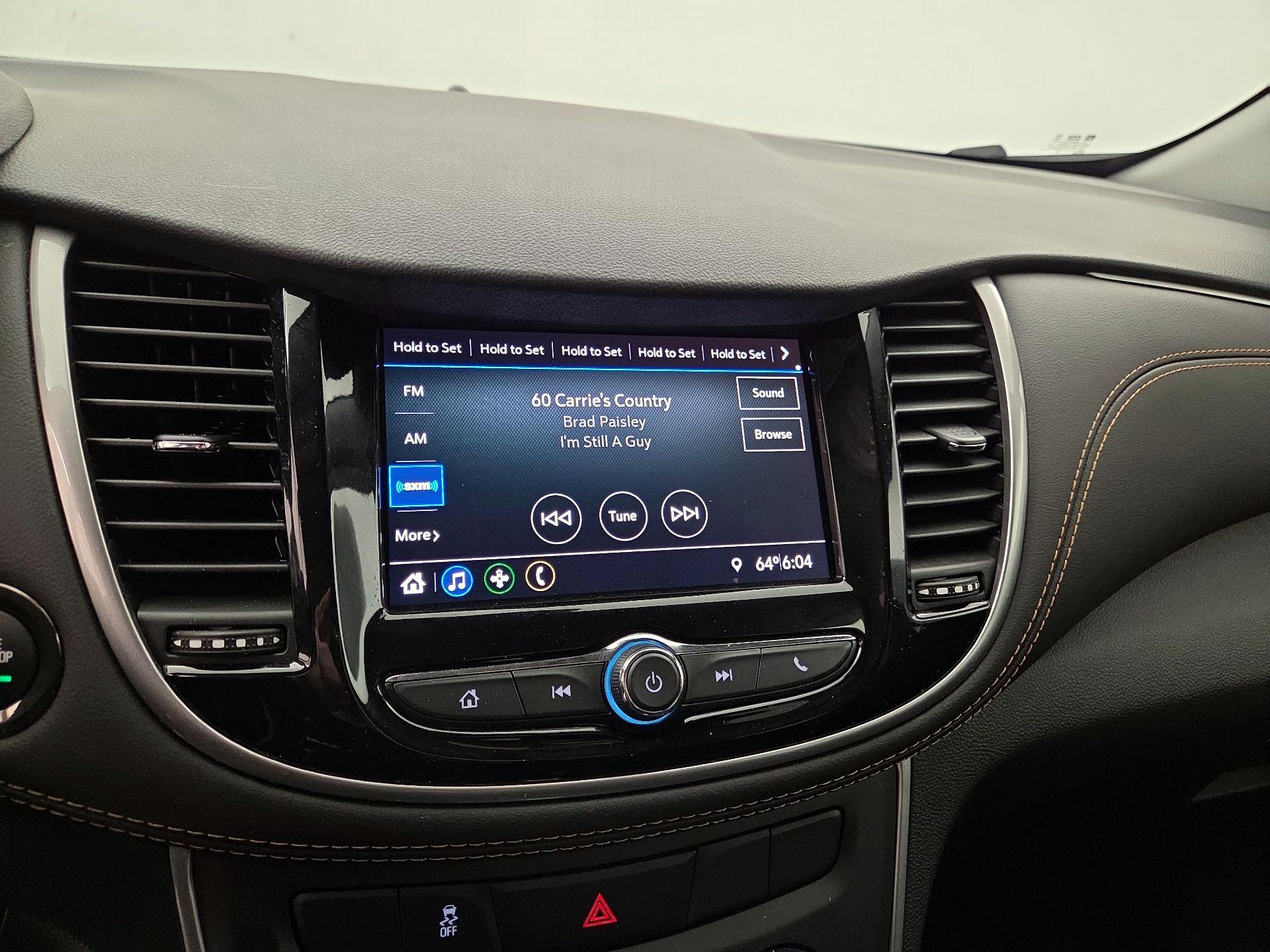 Thumbnail: 2022 Chevrolet Trax - 15