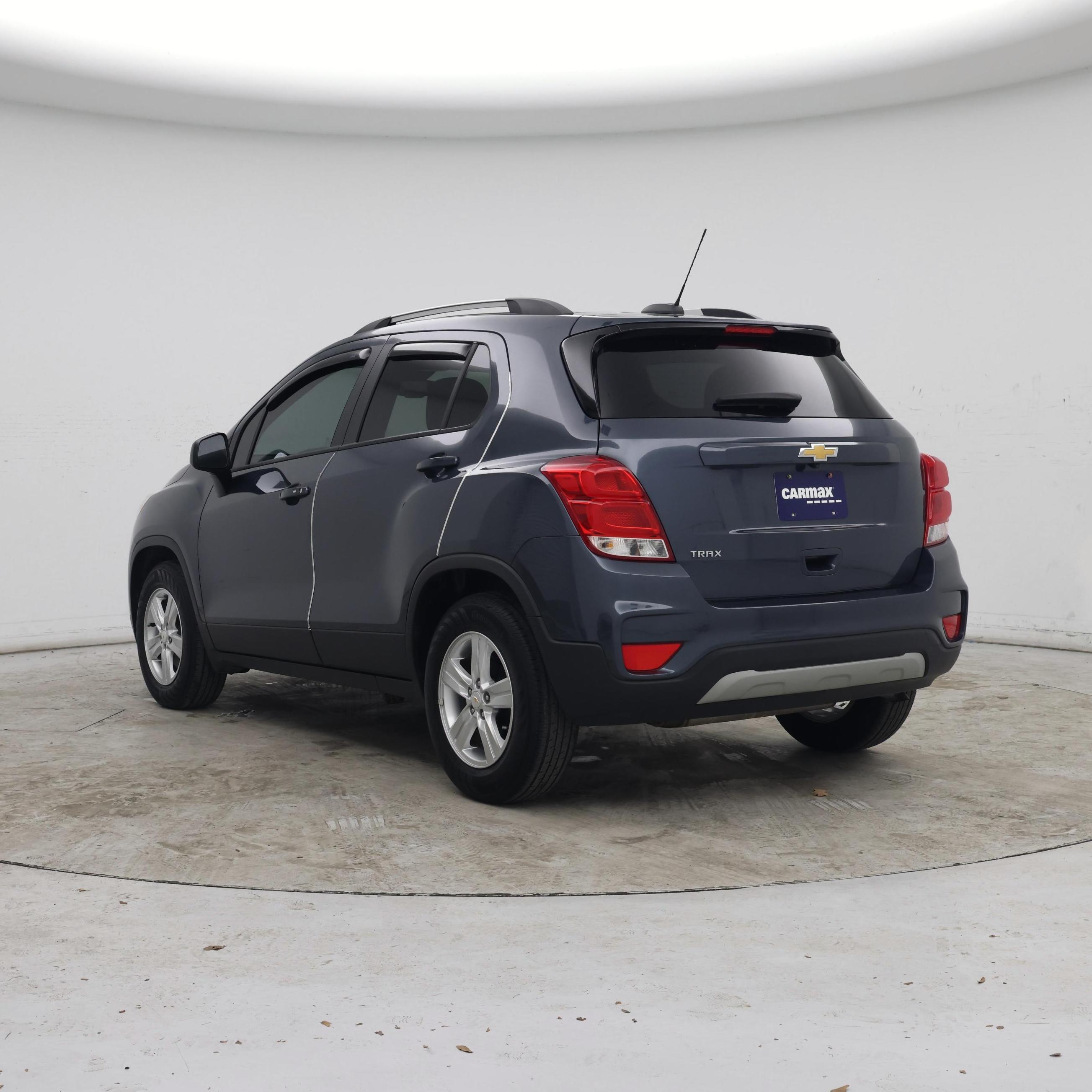 Thumbnail: 2022 Chevrolet Trax - 2