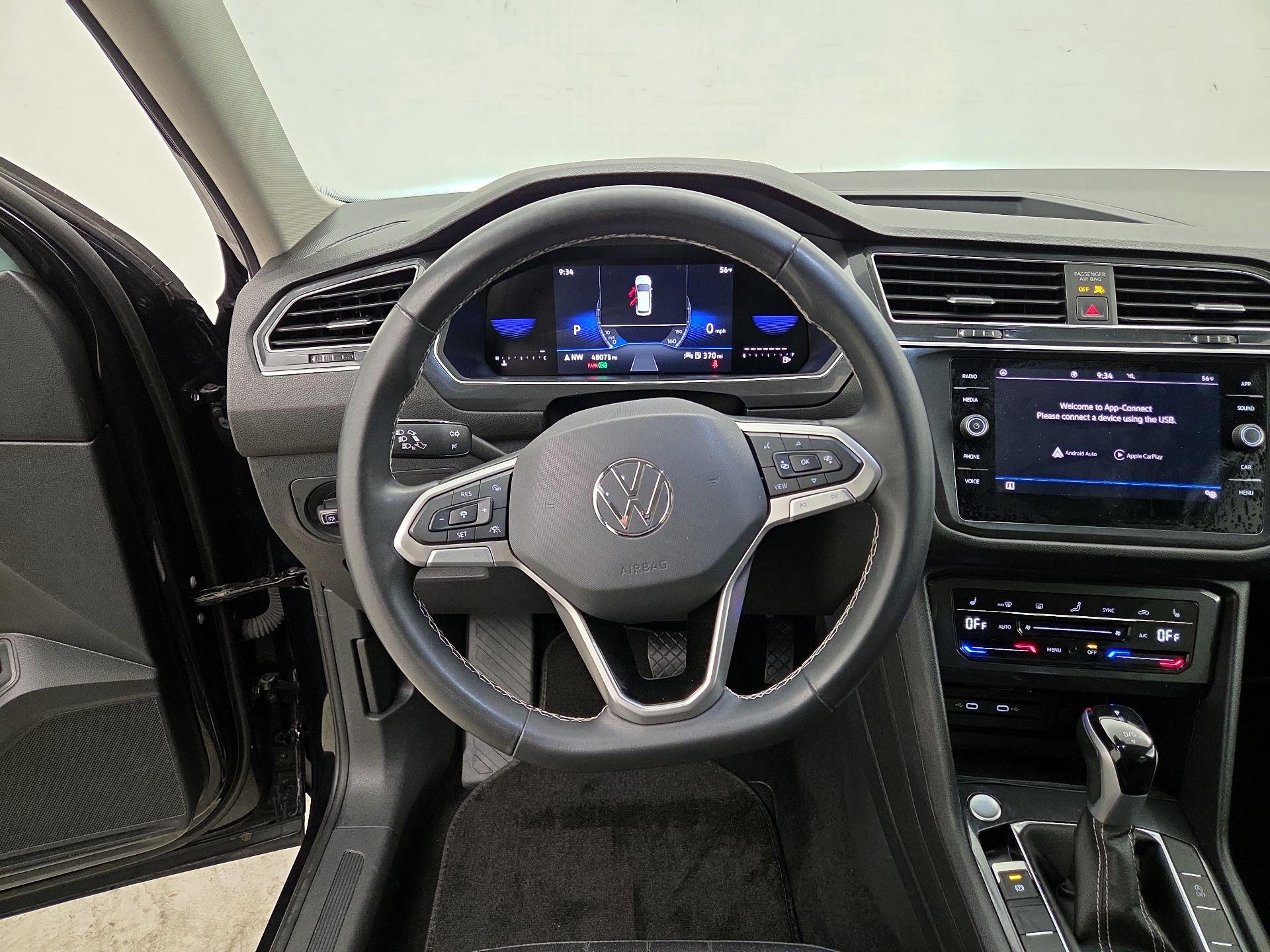 Thumbnail: 2024 Volkswagen Tiguan - 10