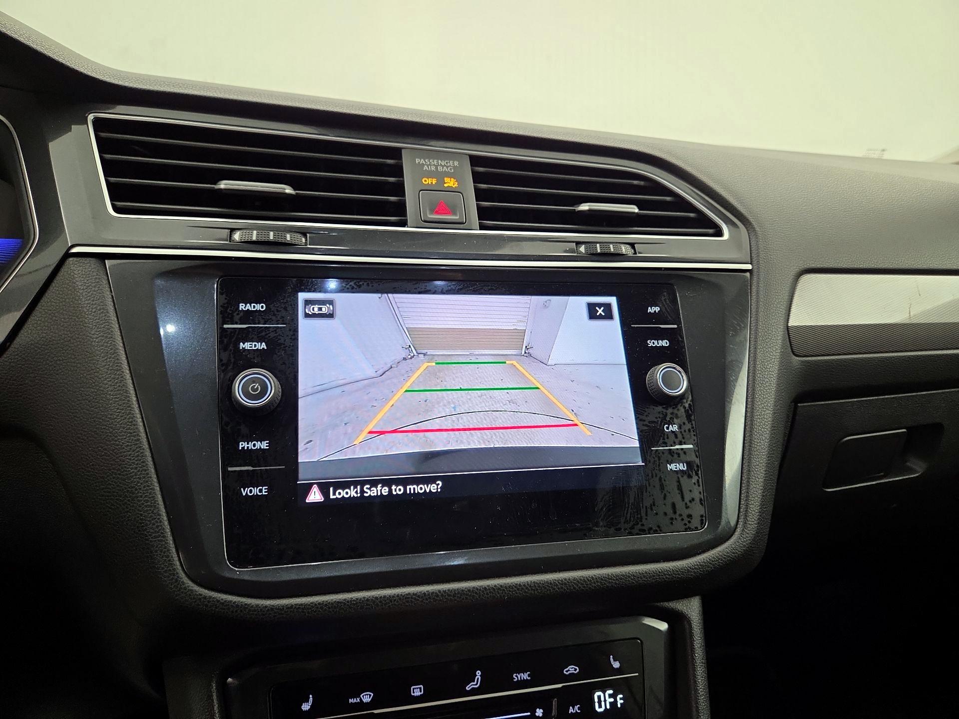 Thumbnail: 2024 Volkswagen Tiguan - 14