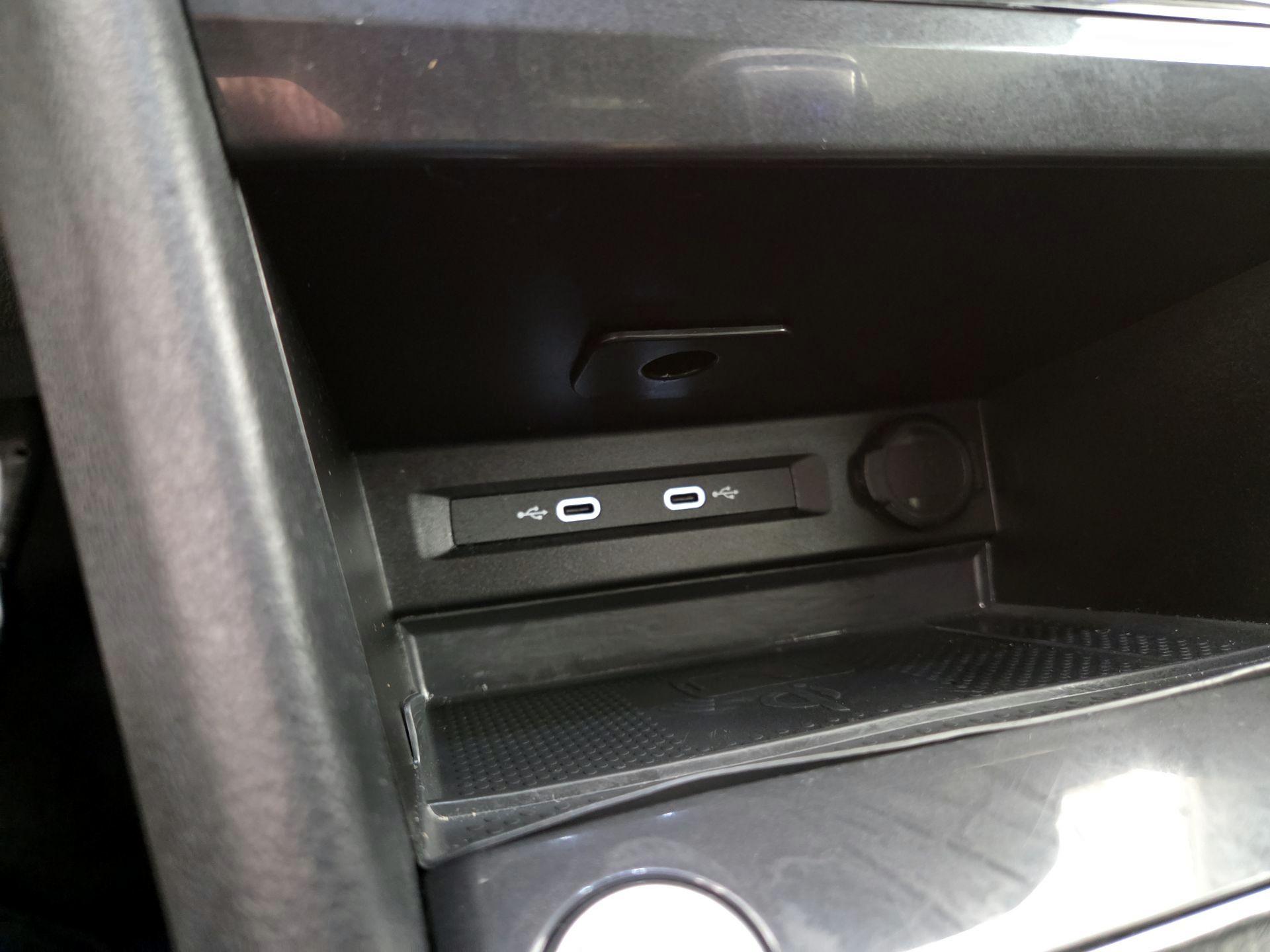 Thumbnail: 2024 Volkswagen Tiguan - 18