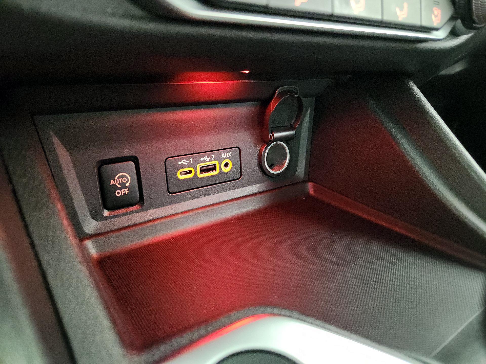 Thumbnail: 2024 Nissan Sentra - 18