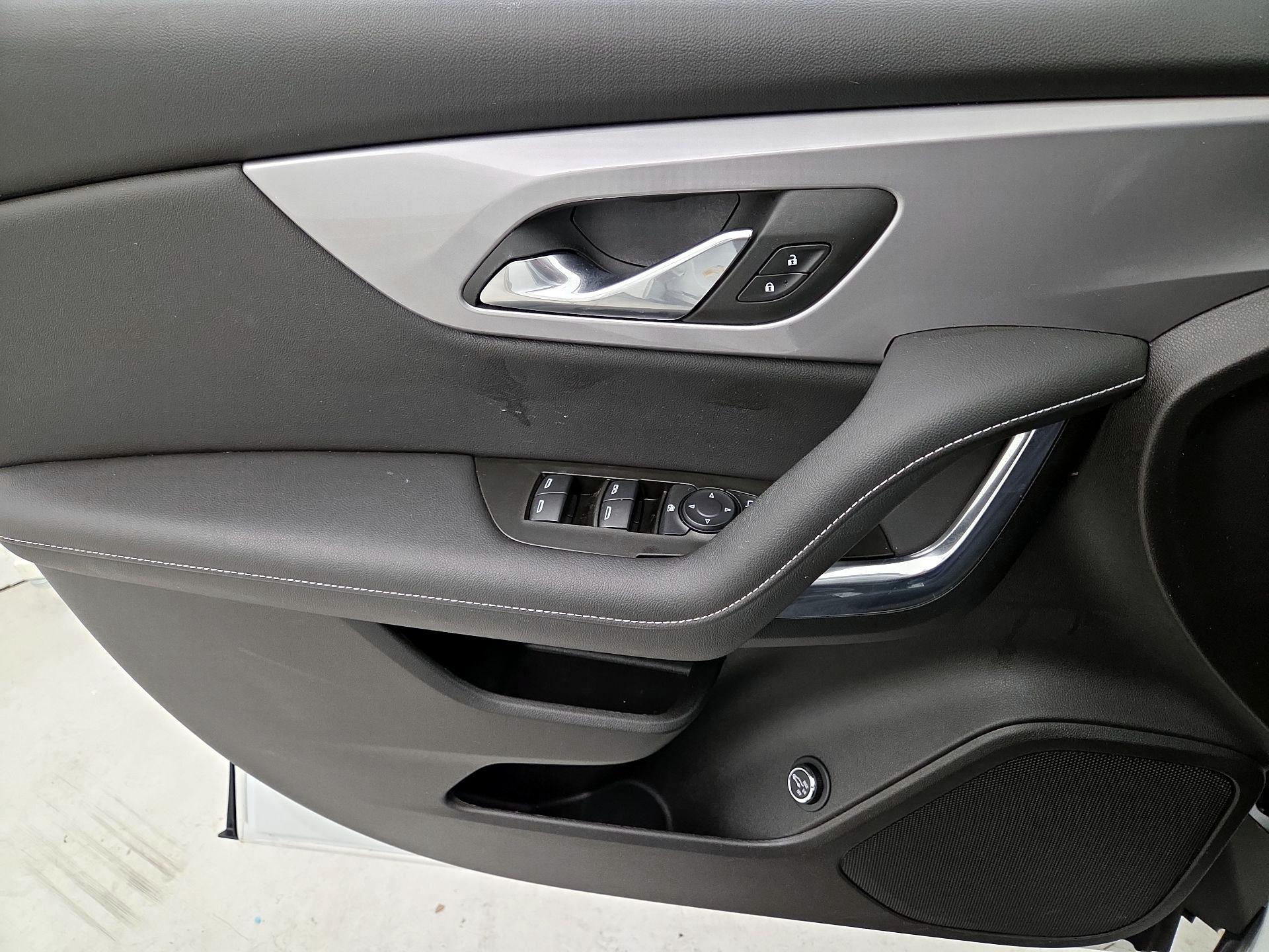 Thumbnail: 2024 Chevrolet Blazer - 12