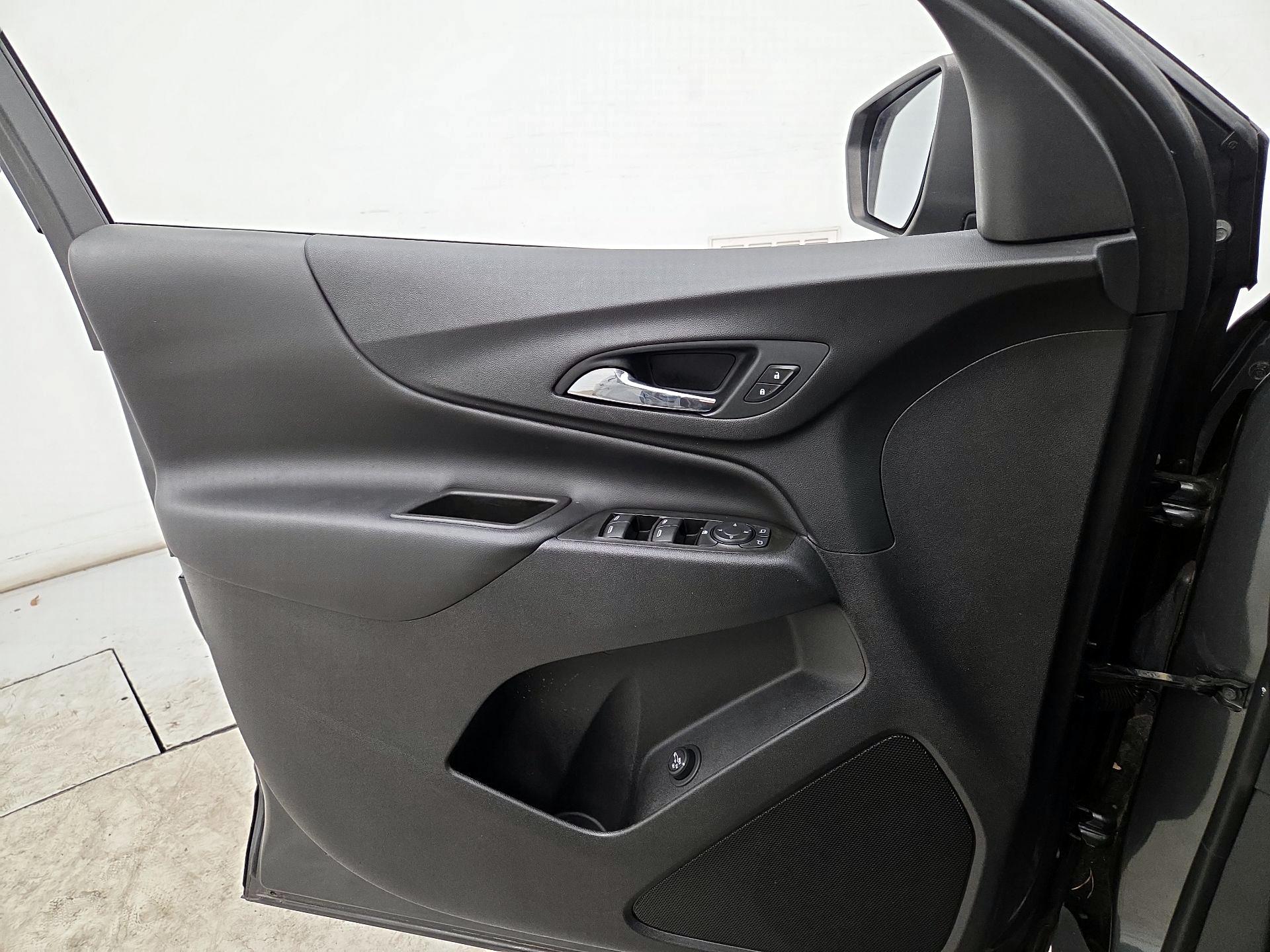 Thumbnail: 2020 Chevrolet Equinox - 12