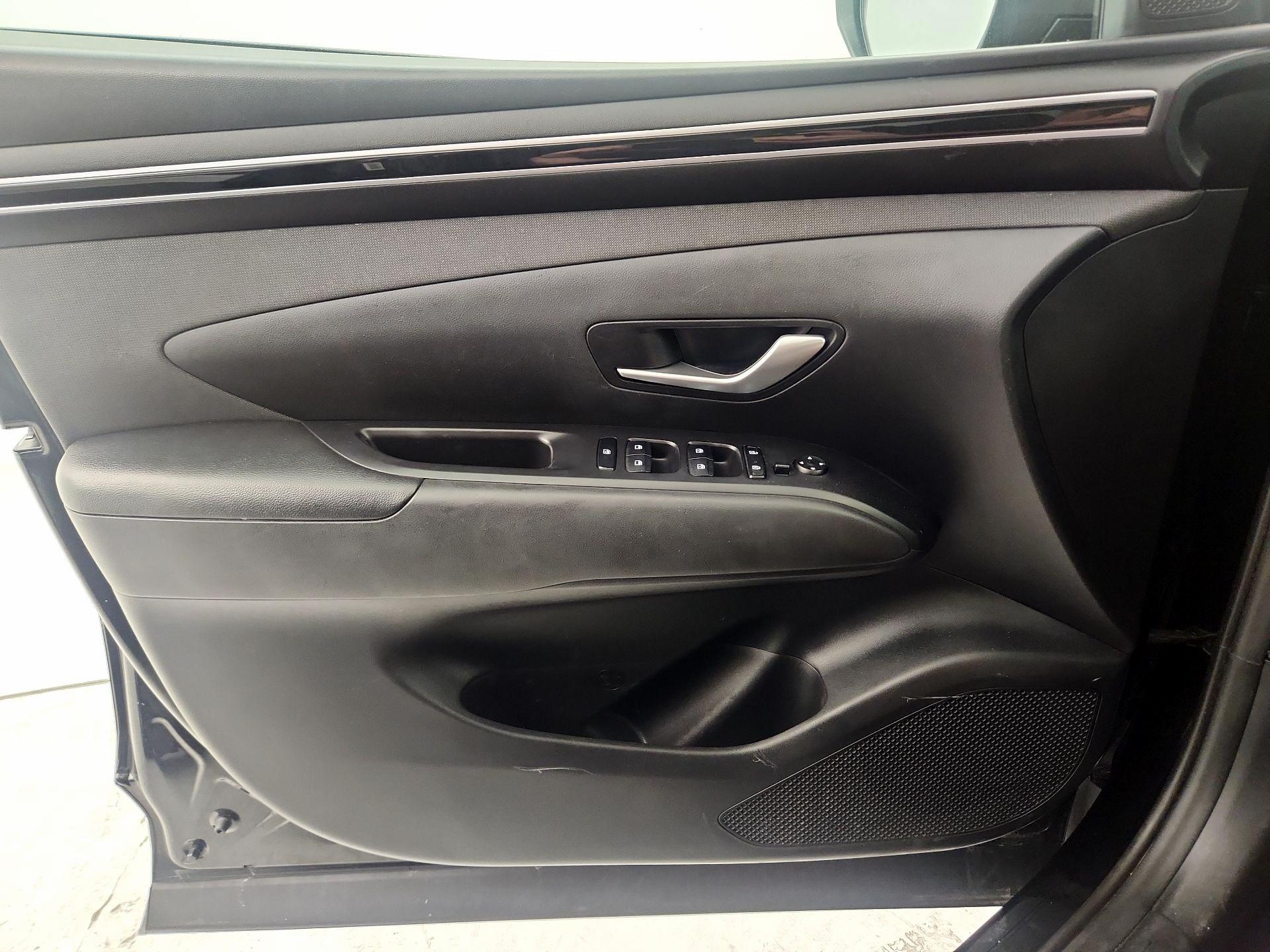 Thumbnail: 2023 Hyundai Tucson - 10