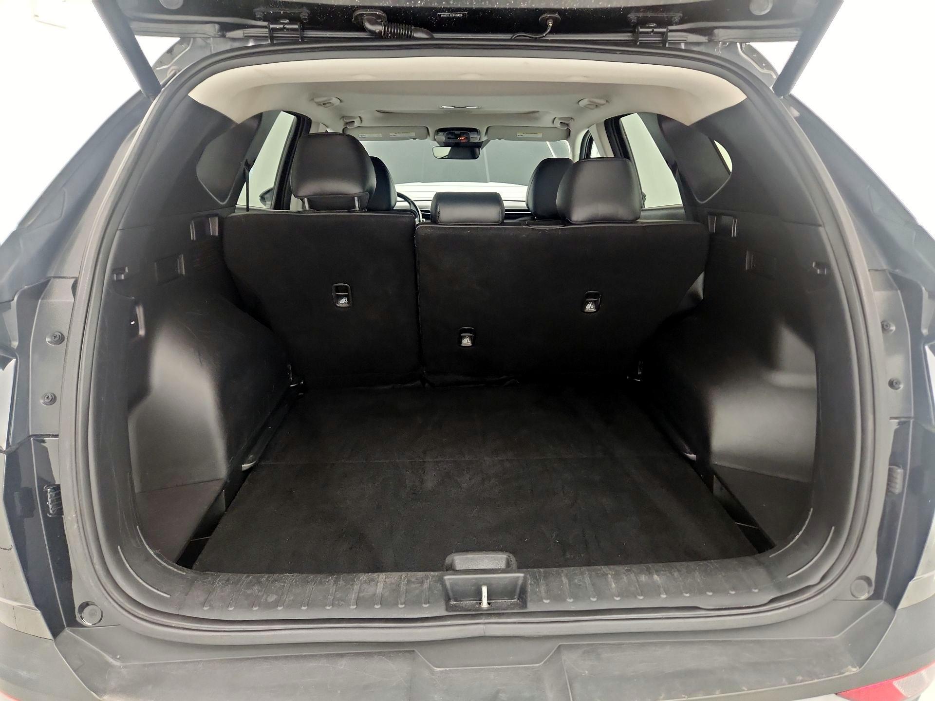 Thumbnail: 2023 Hyundai Tucson - 18