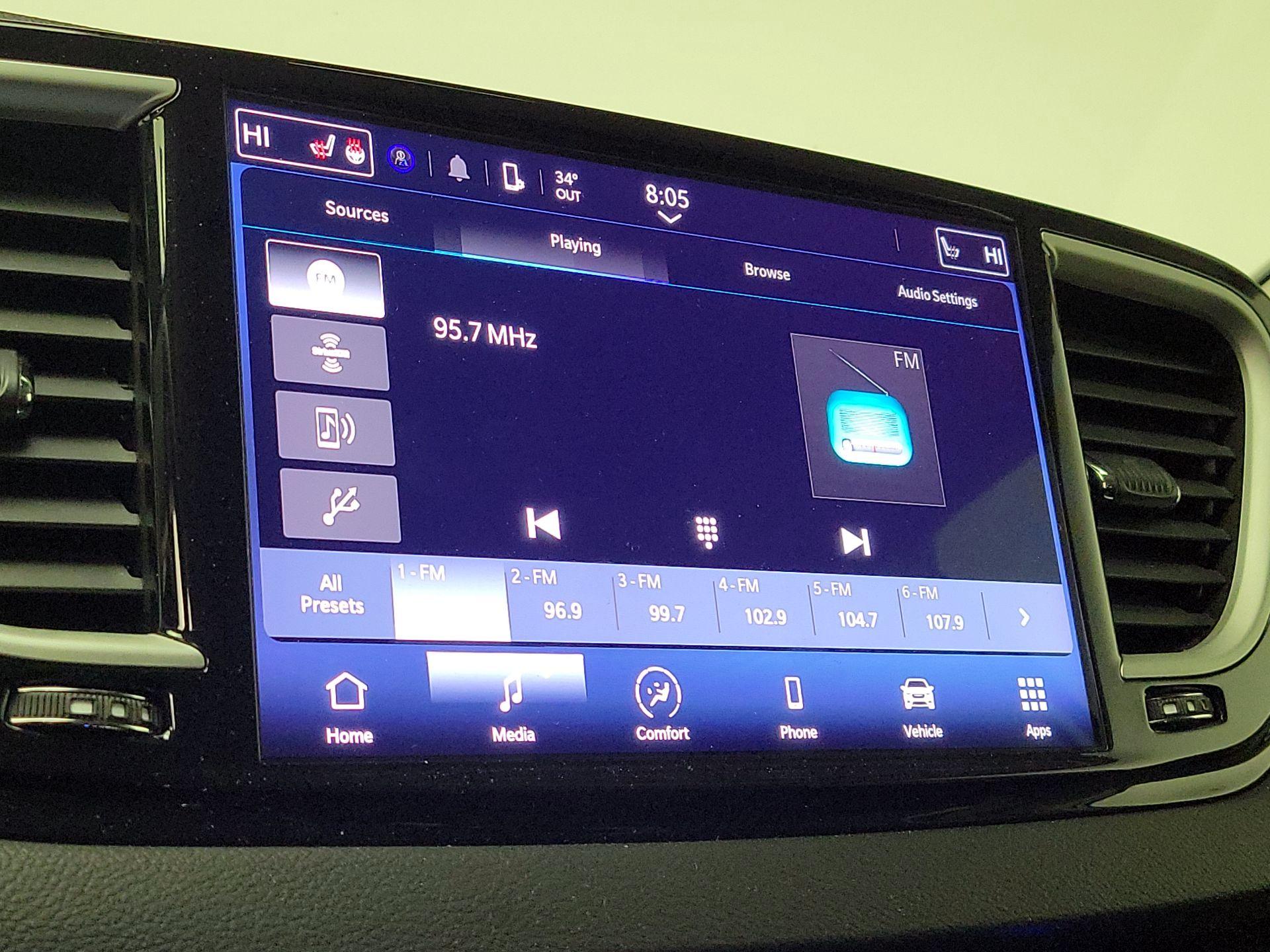 Thumbnail: 2024 Chrysler Pacifica - 15