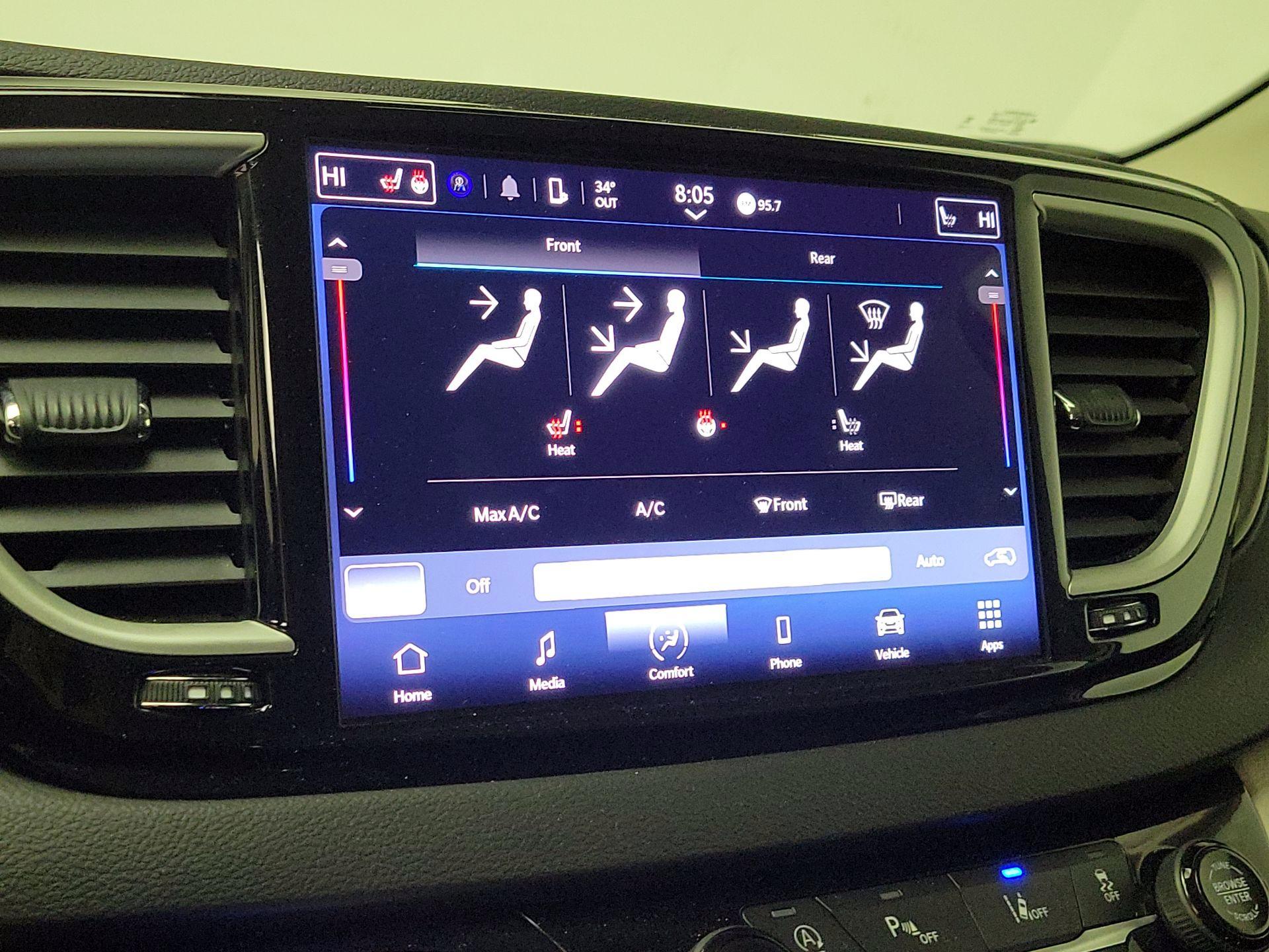 Thumbnail: 2024 Chrysler Pacifica - 16