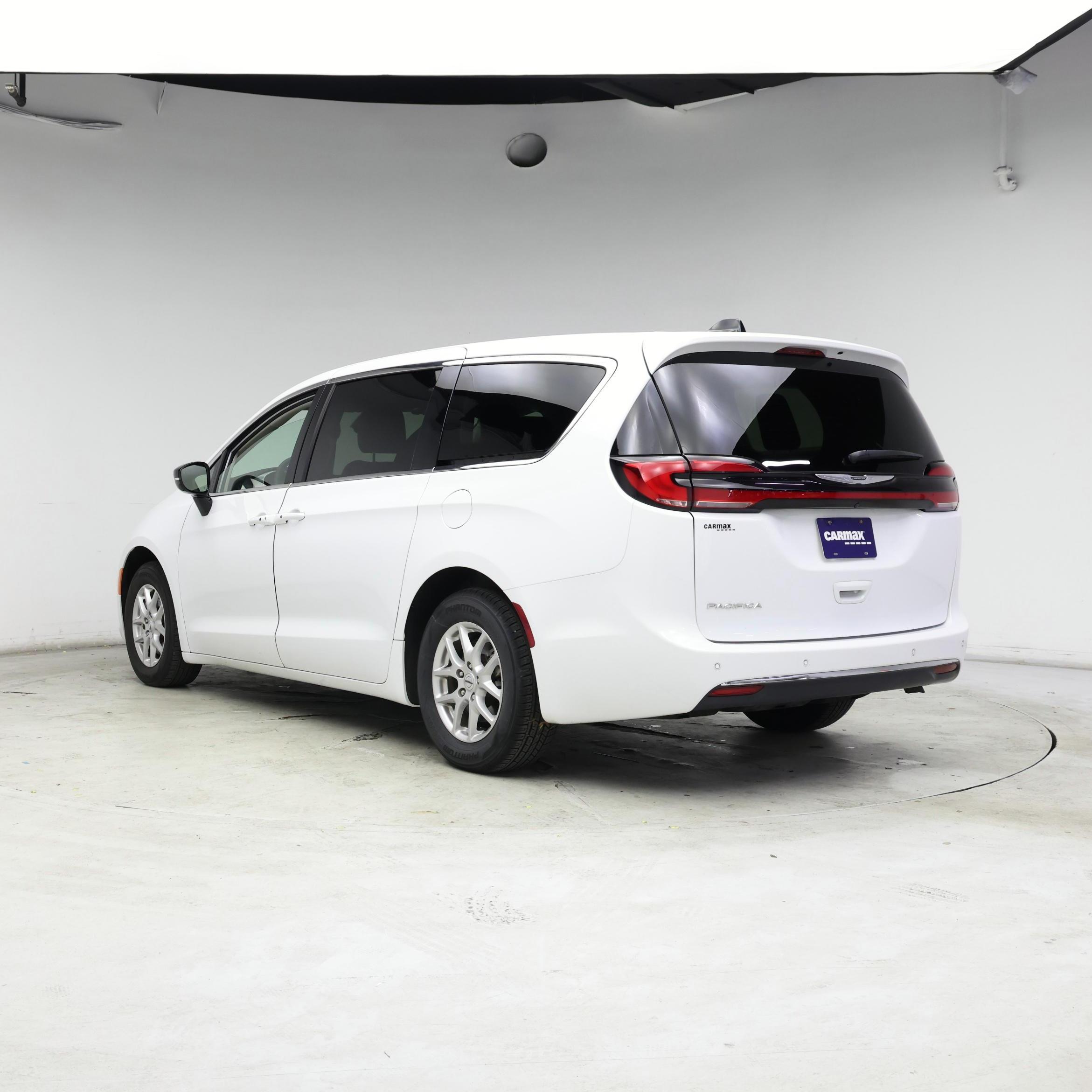 Thumbnail: 2024 Chrysler Pacifica - 2