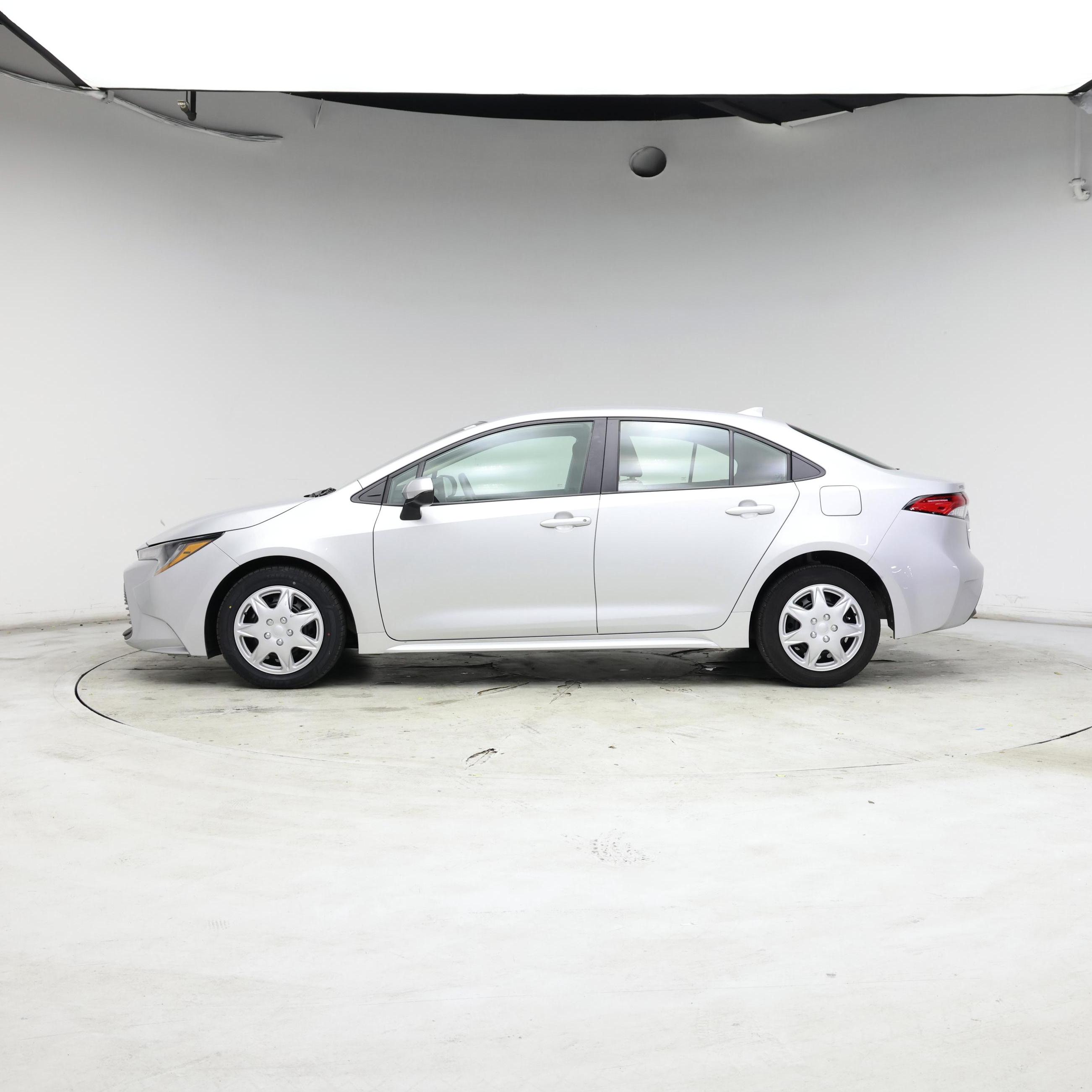 Thumbnail: 2024 Toyota Corolla - 3