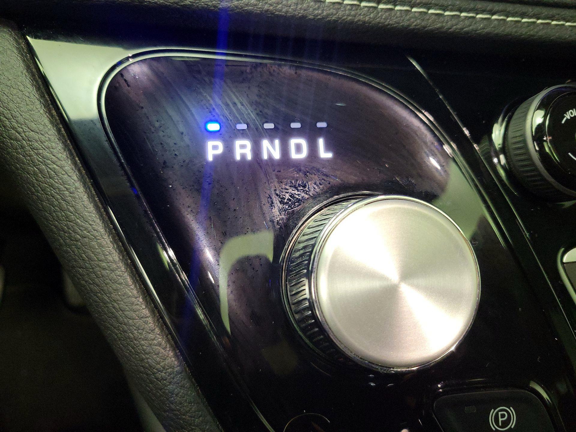 Thumbnail: 2025 Chrysler Pacifica - 18