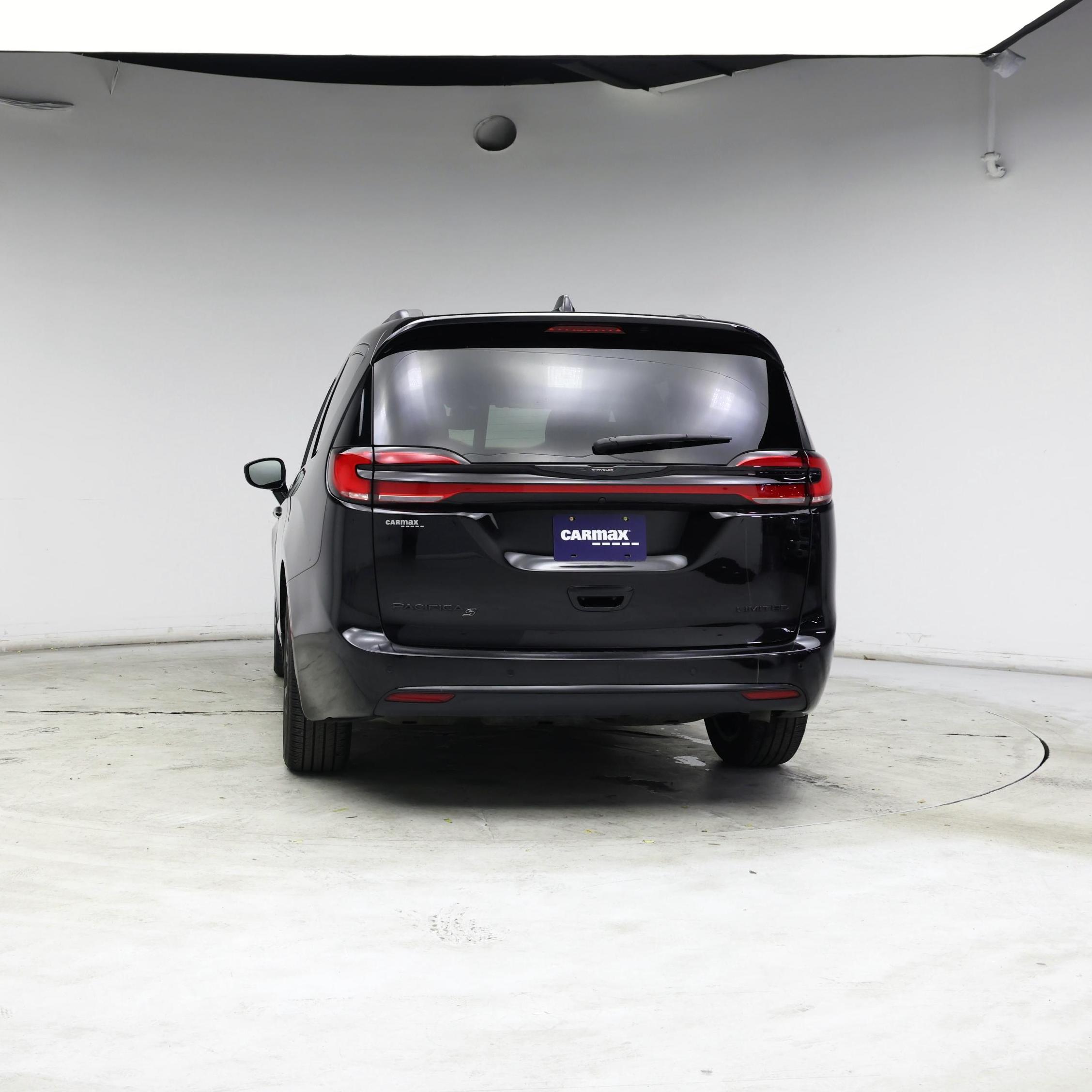 Thumbnail: 2025 Chrysler Pacifica - 6