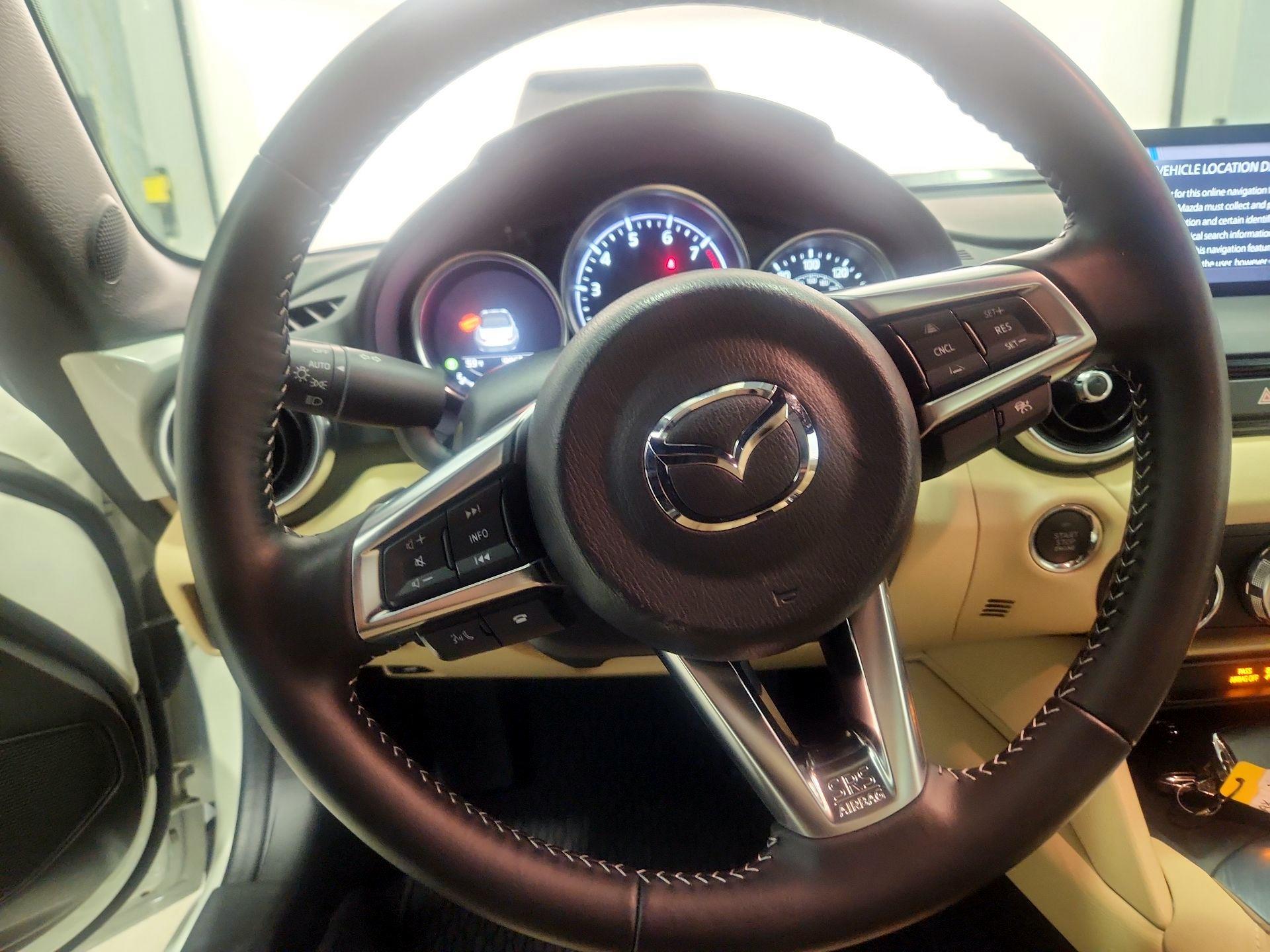 Thumbnail: 2024 Mazda MX-5 Miata - 10