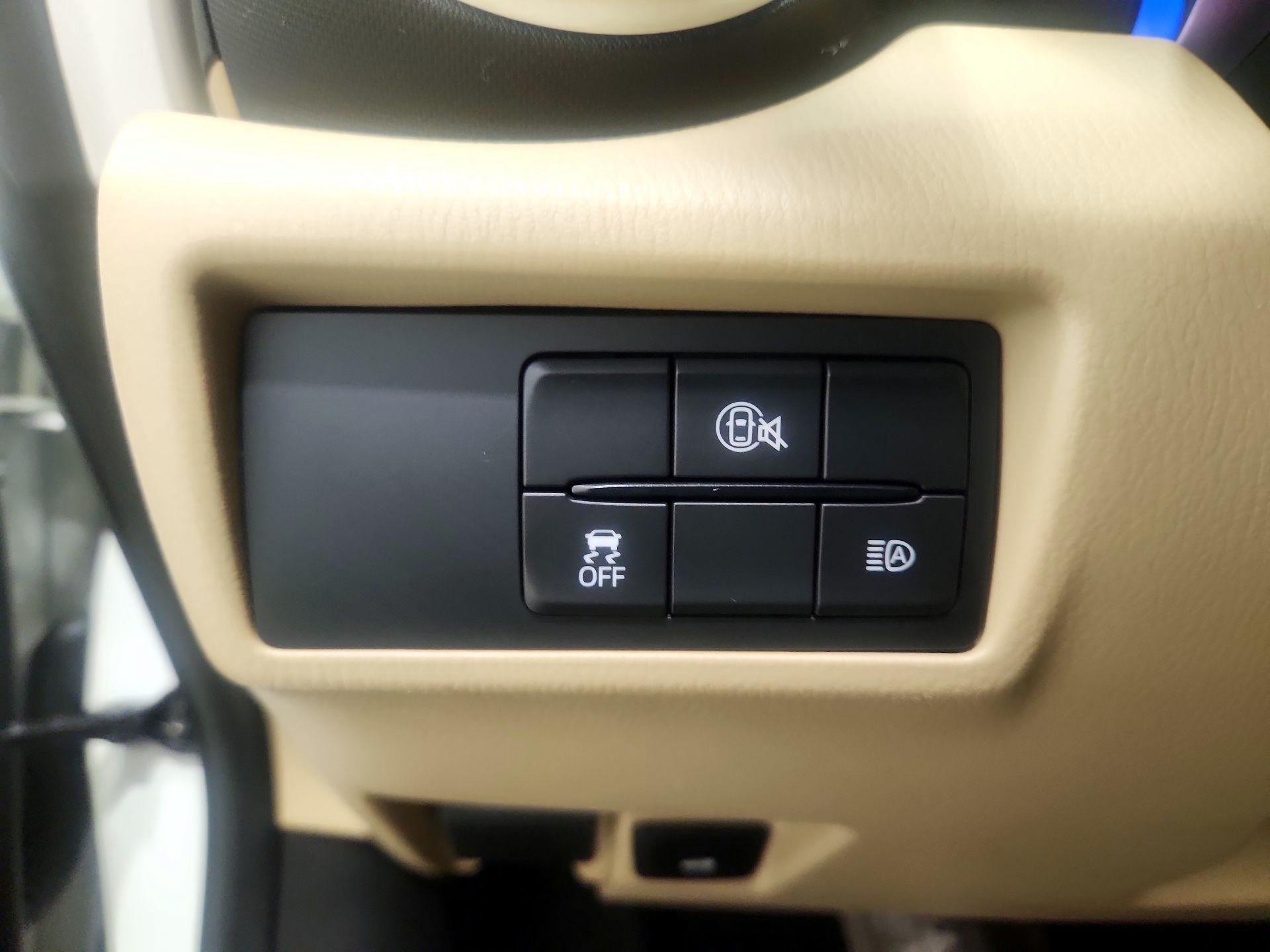 Thumbnail: 2024 Mazda MX-5 Miata - 13