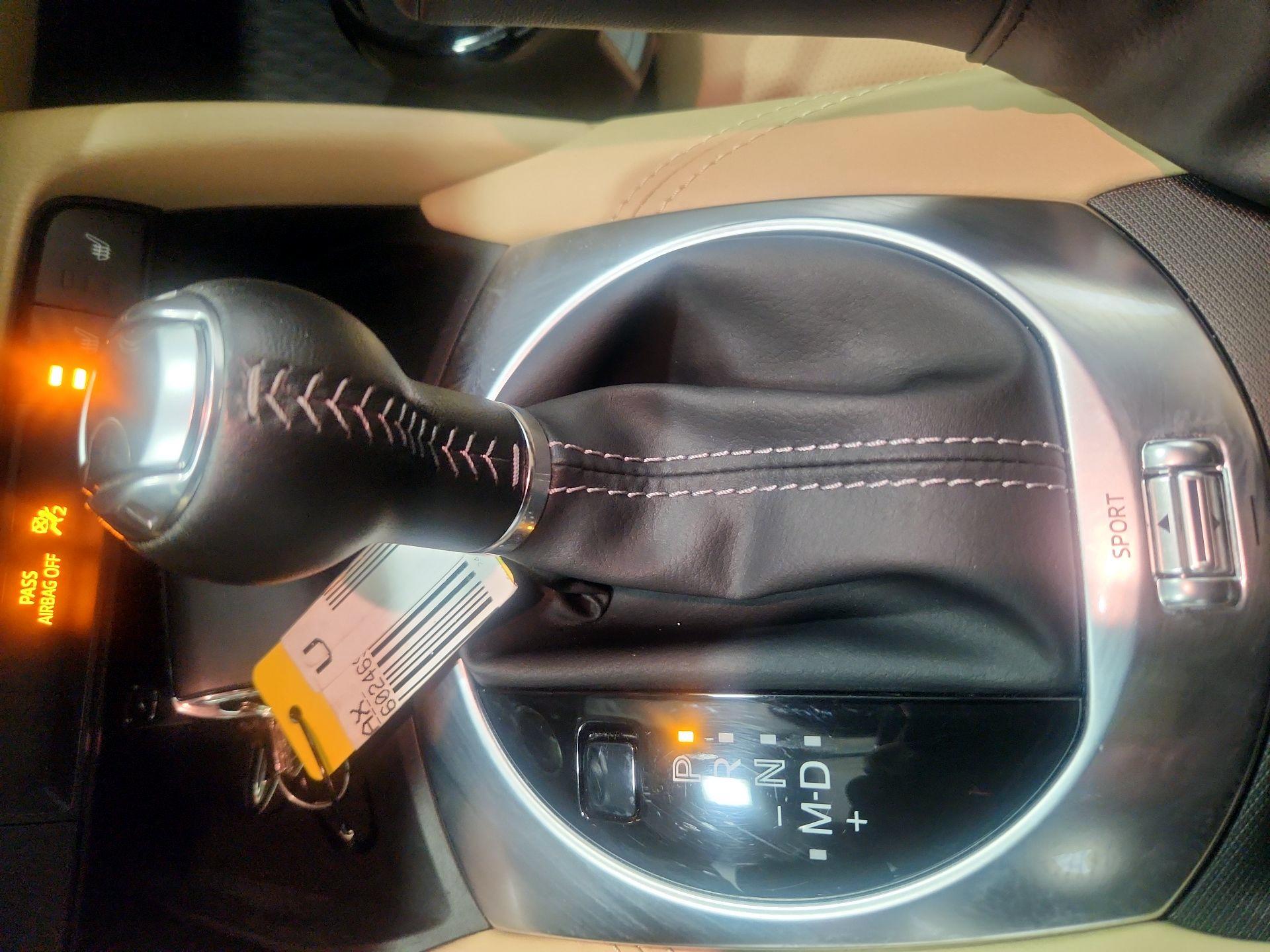 Thumbnail: 2024 Mazda MX-5 Miata - 17