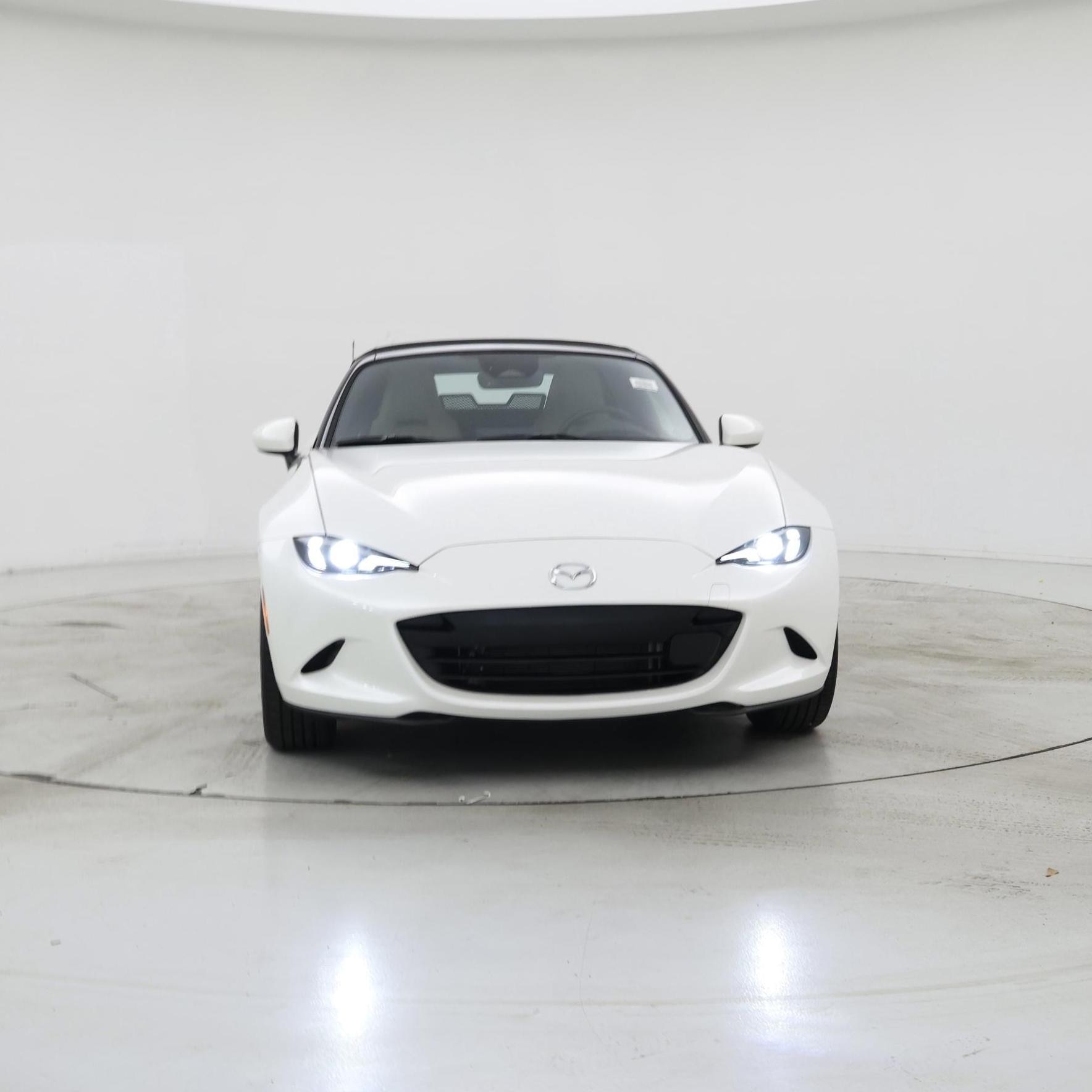 Thumbnail: 2024 Mazda MX-5 Miata - 5