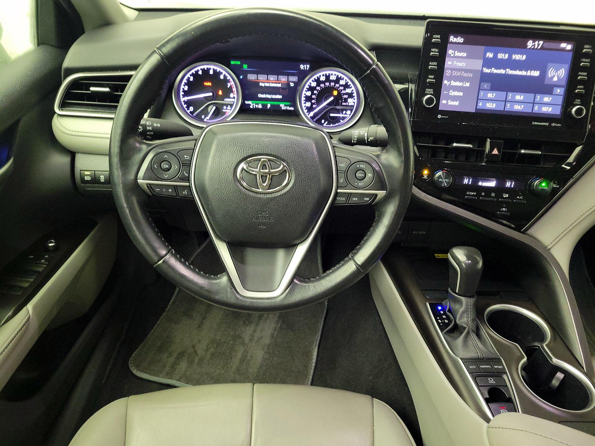 Thumbnail: 2024 Toyota Camry - 10