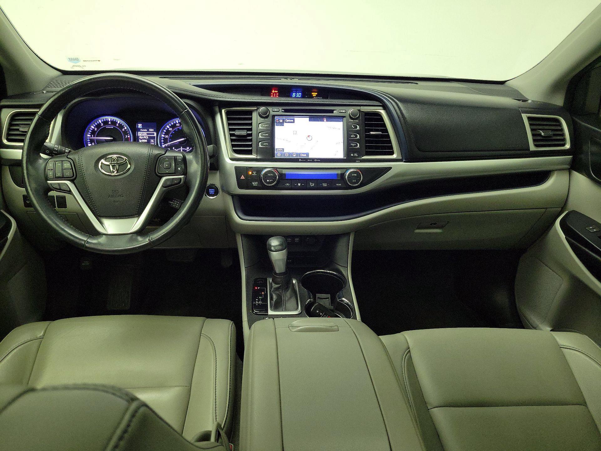 Thumbnail: 2018 Toyota Highlander - 9