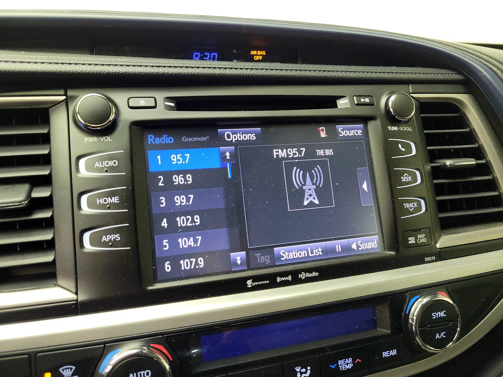 Thumbnail: 2018 Toyota Highlander - 16