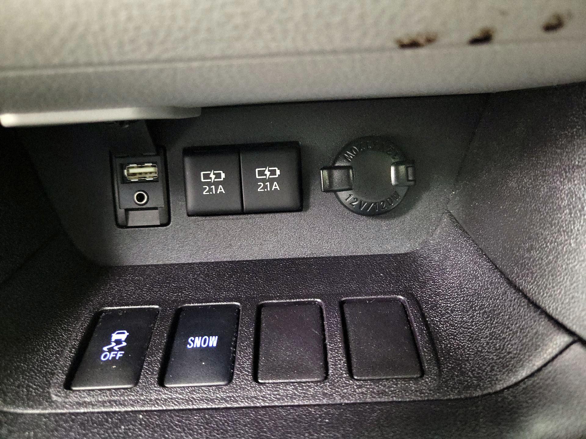 Thumbnail: 2018 Toyota Highlander - 19