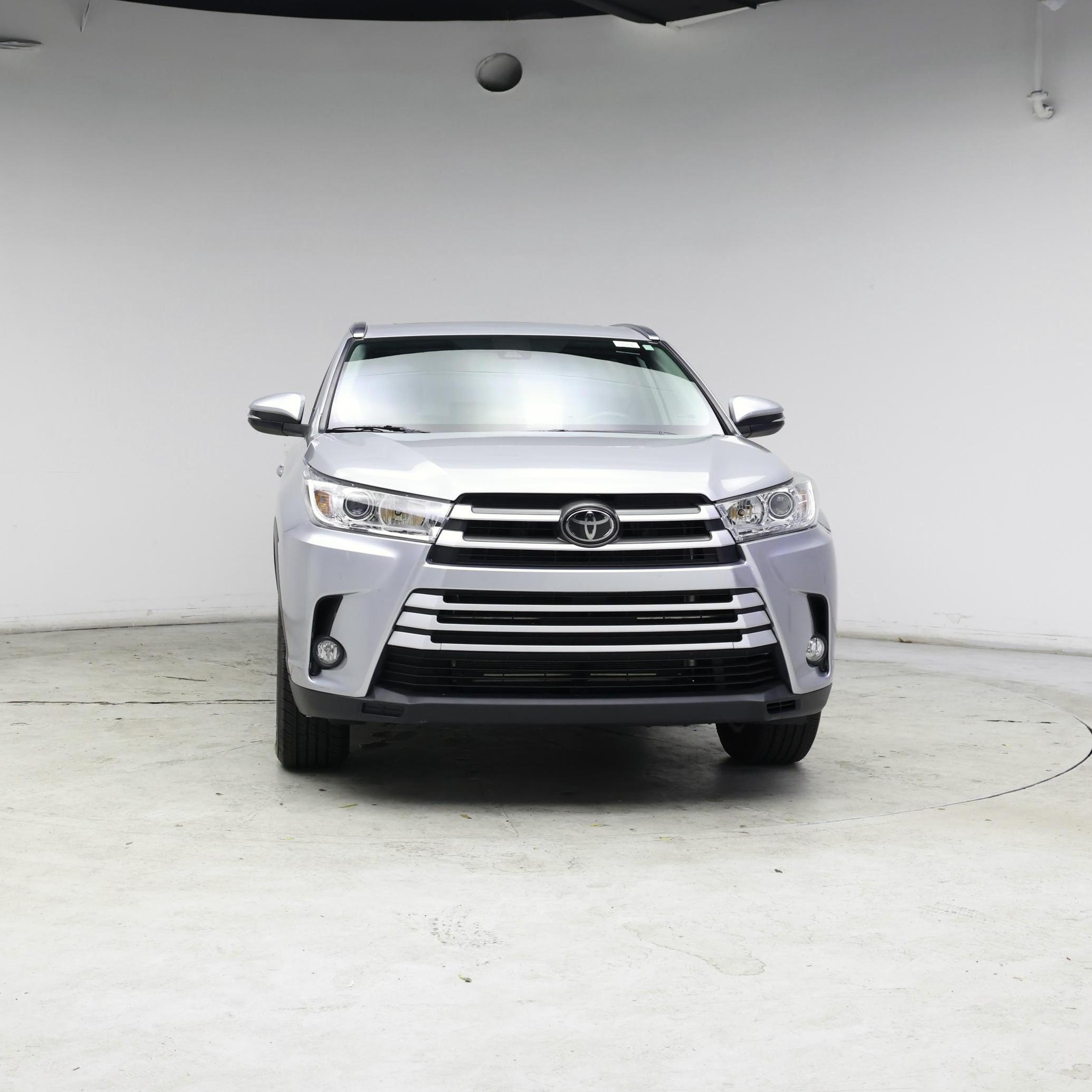 Thumbnail: 2018 Toyota Highlander - 5
