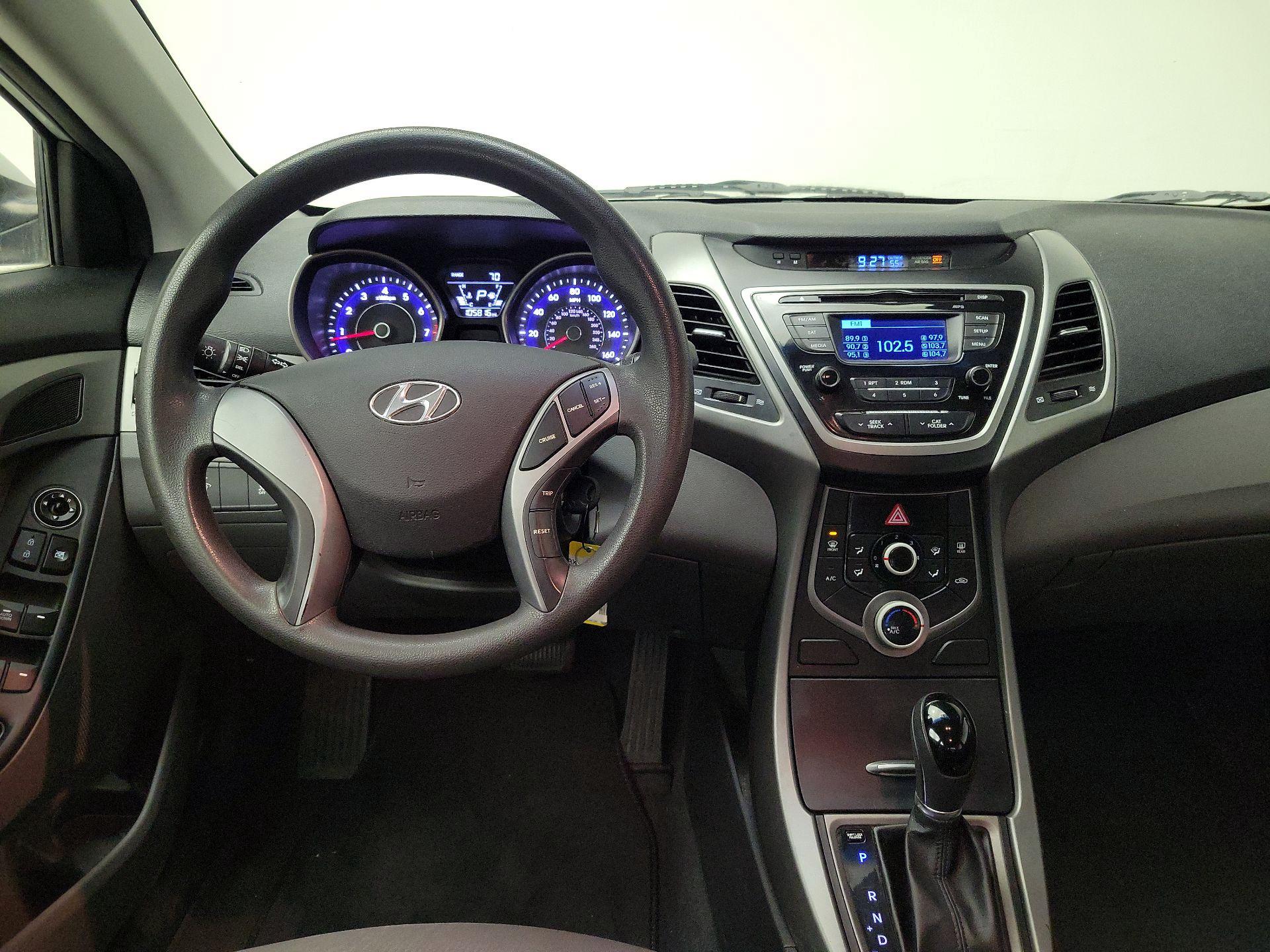 Thumbnail: 2016 Hyundai Elantra - 10