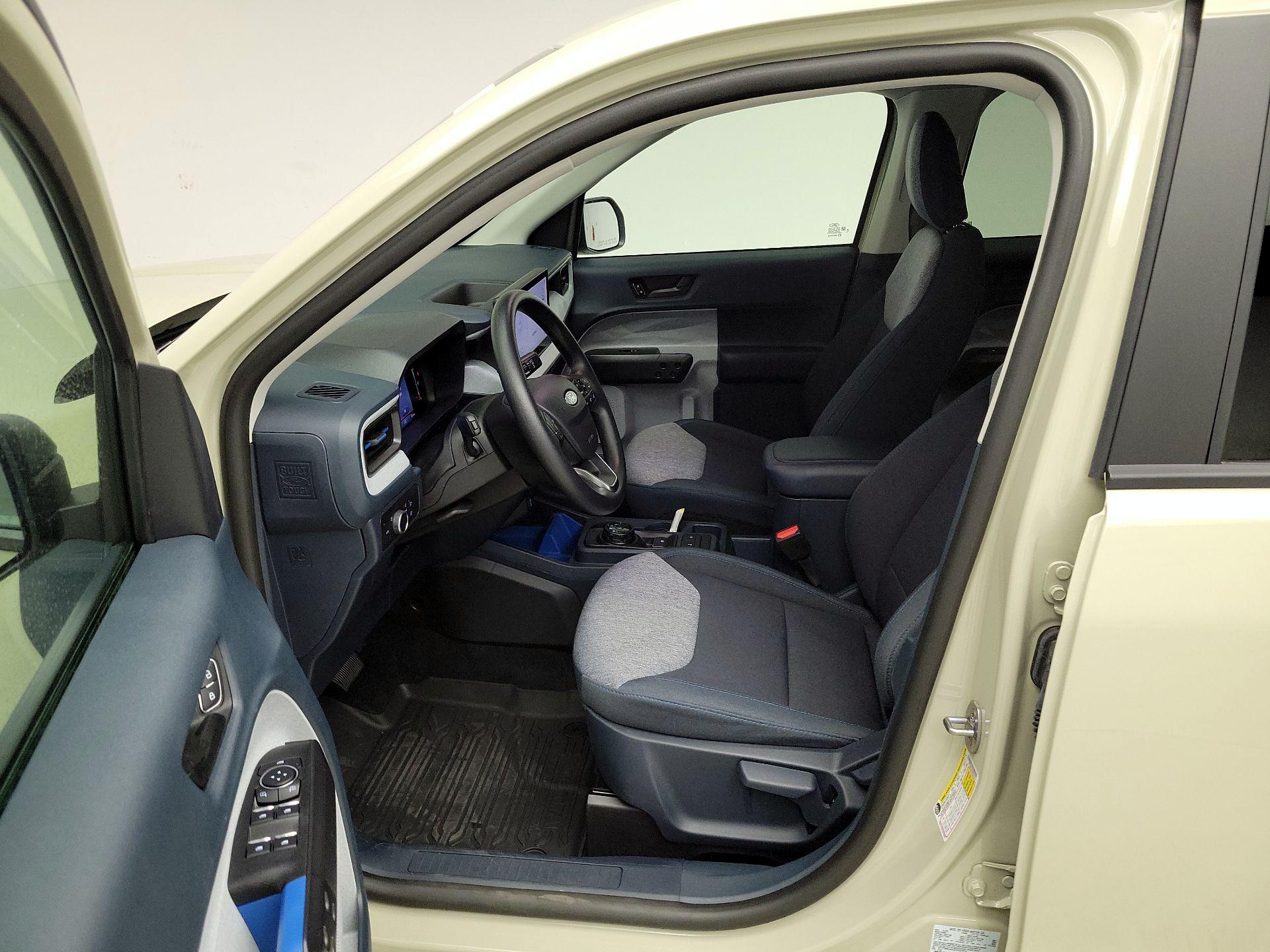 Thumbnail: 2025 Ford Maverick - 11