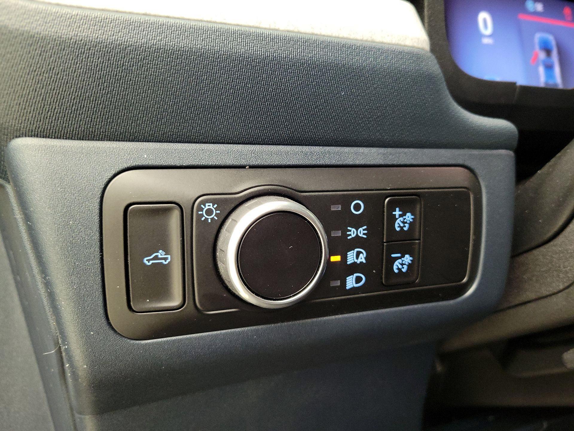 Thumbnail: 2025 Ford Maverick - 13