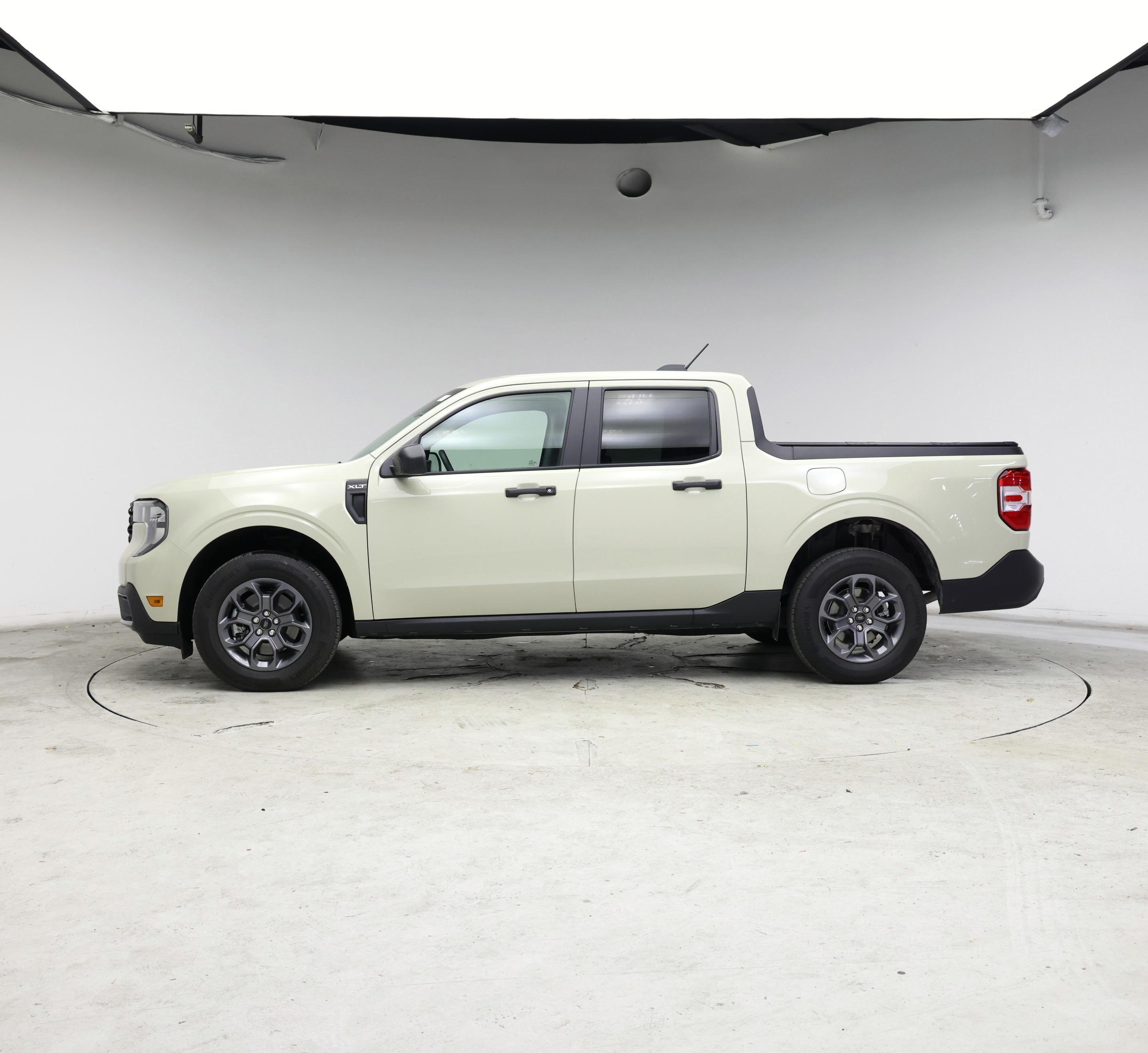 Thumbnail: 2025 Ford Maverick - 3