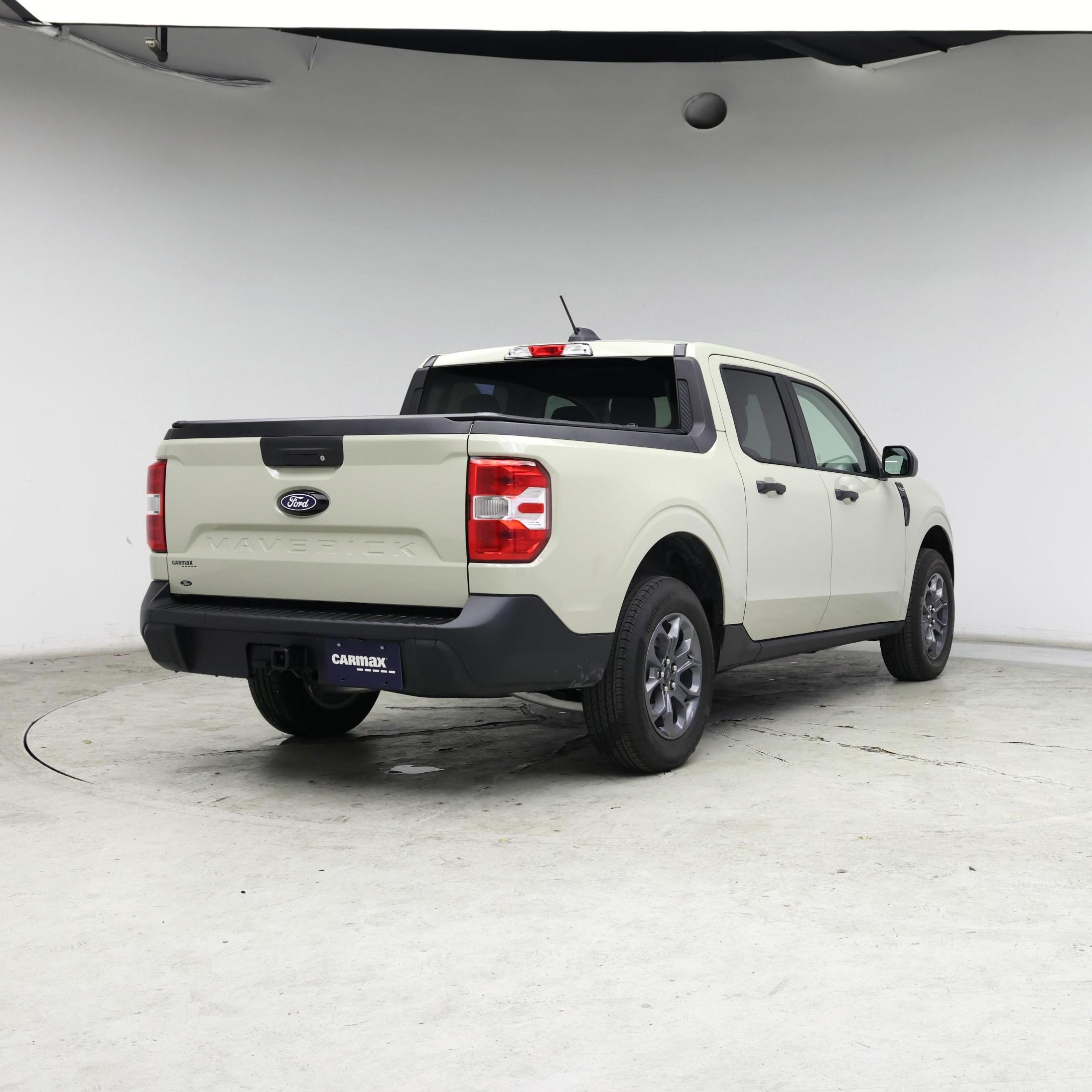 Thumbnail: 2025 Ford Maverick - 8