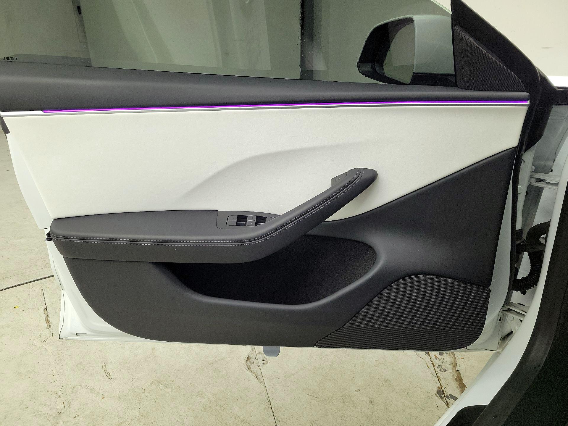 Thumbnail: 2025 Tesla Model 3 - 12