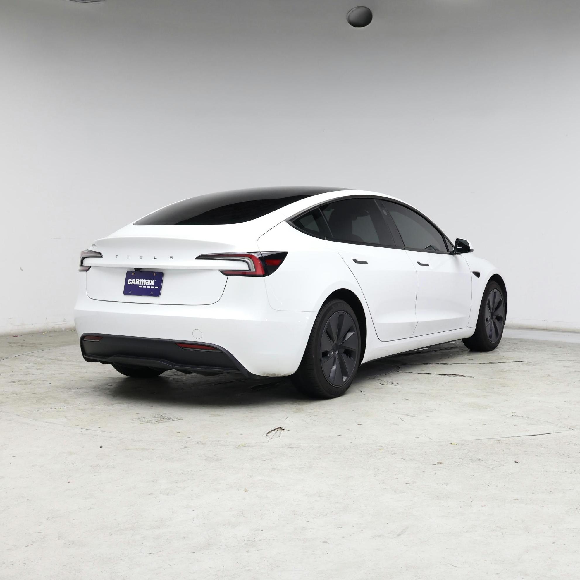 Thumbnail: 2025 Tesla Model 3 - 8