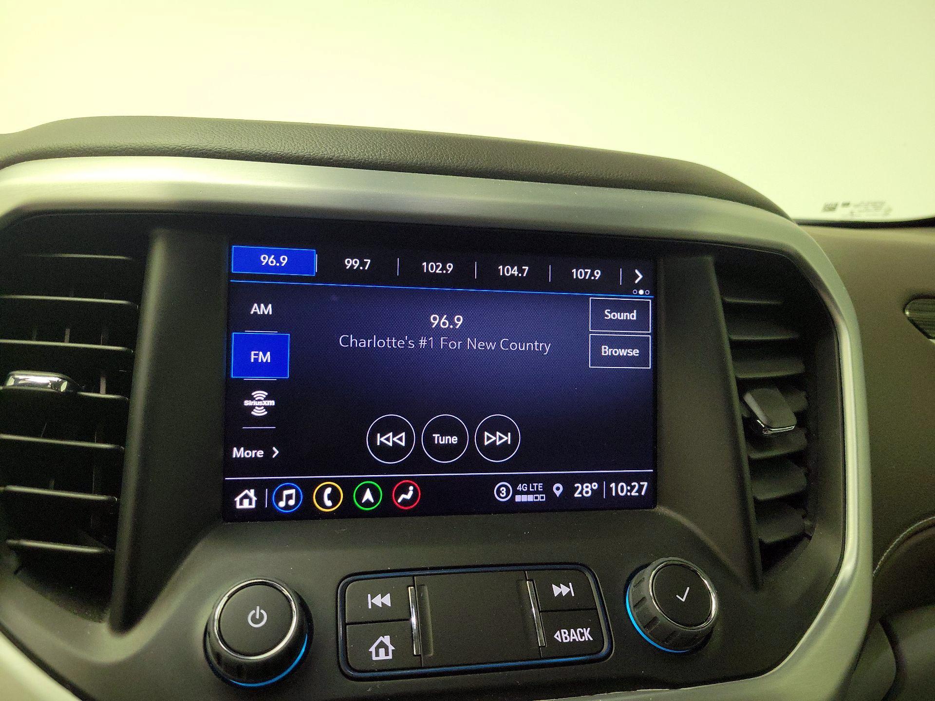 Thumbnail: 2023 GMC Acadia - 16