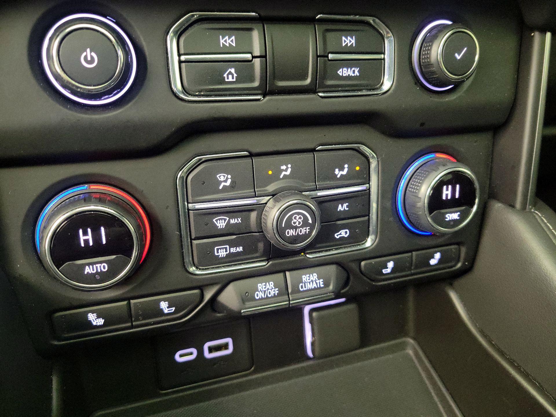 Thumbnail: 2021 Chevrolet Tahoe - 17