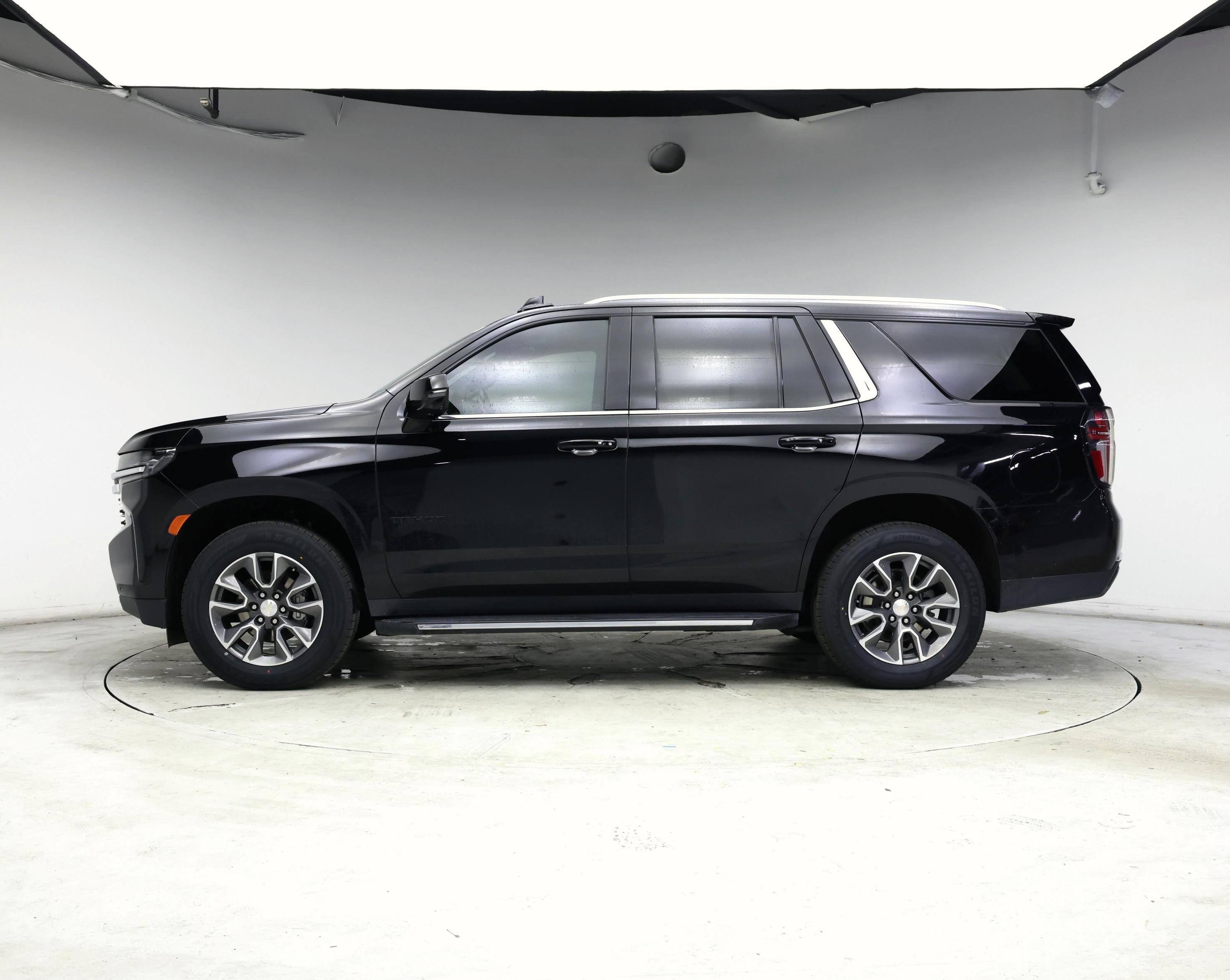 Thumbnail: 2021 Chevrolet Tahoe - 3