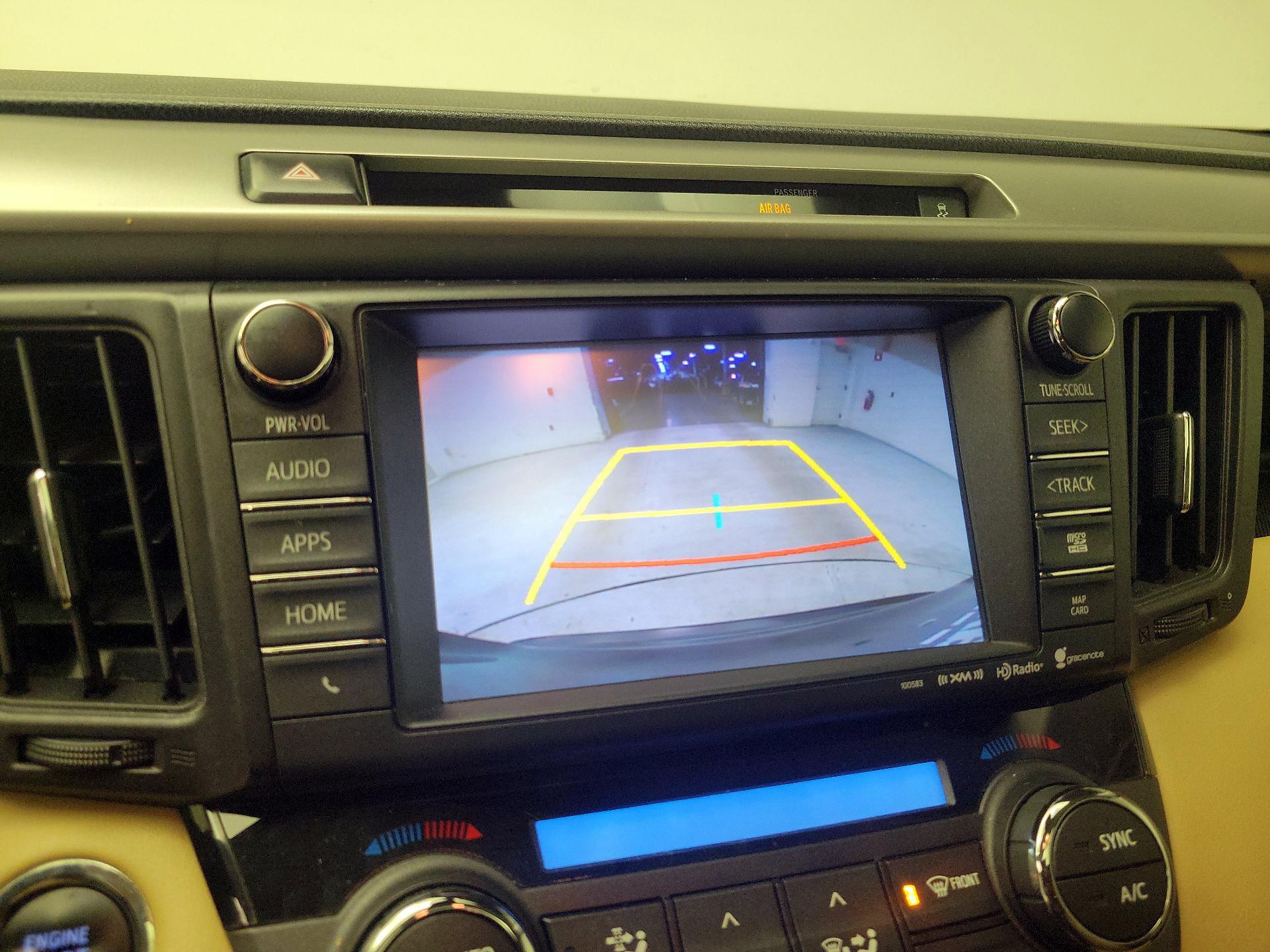 Thumbnail: 2016 Toyota RAV4 - 14