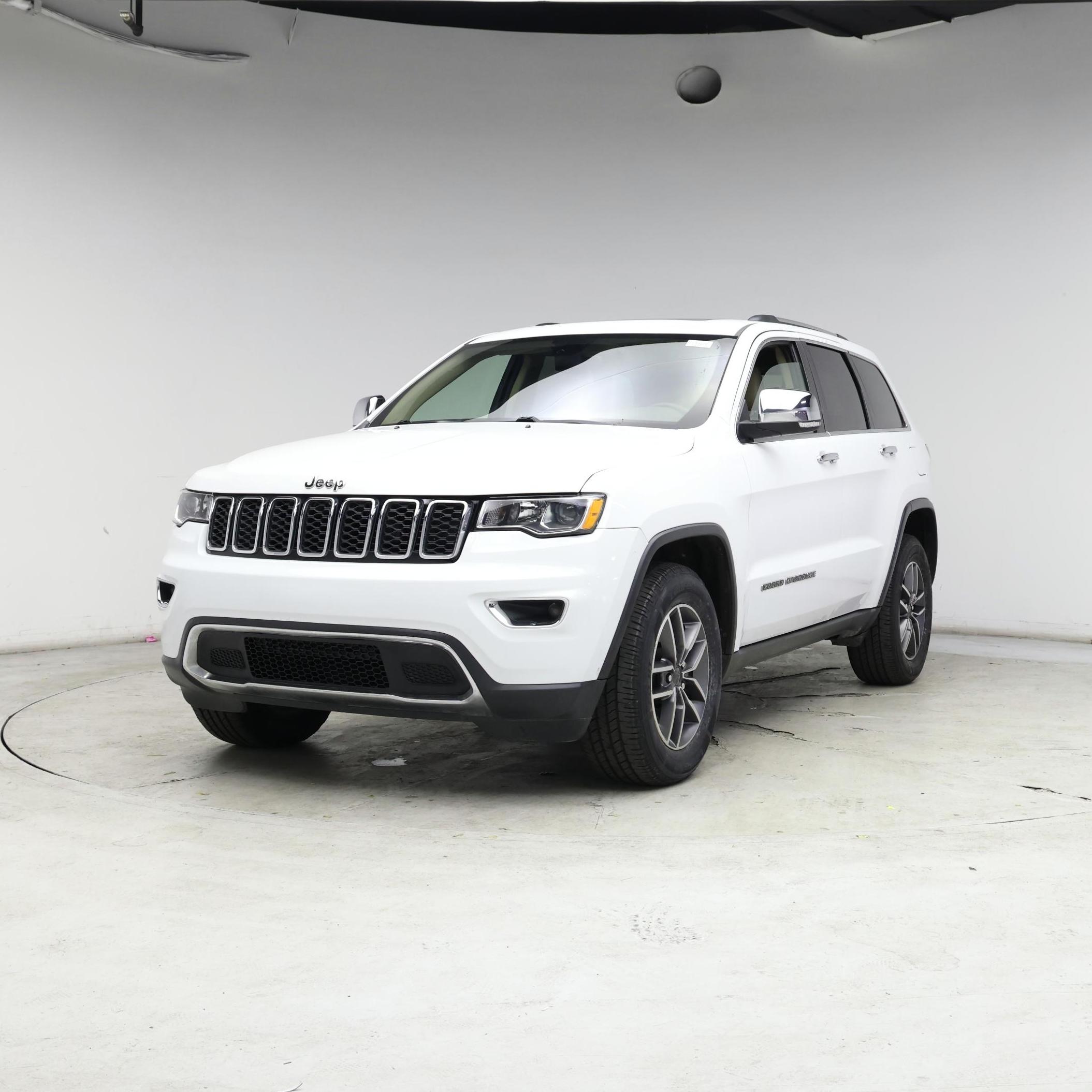 Thumbnail: 2021 Jeep Grand Cherokee - 4