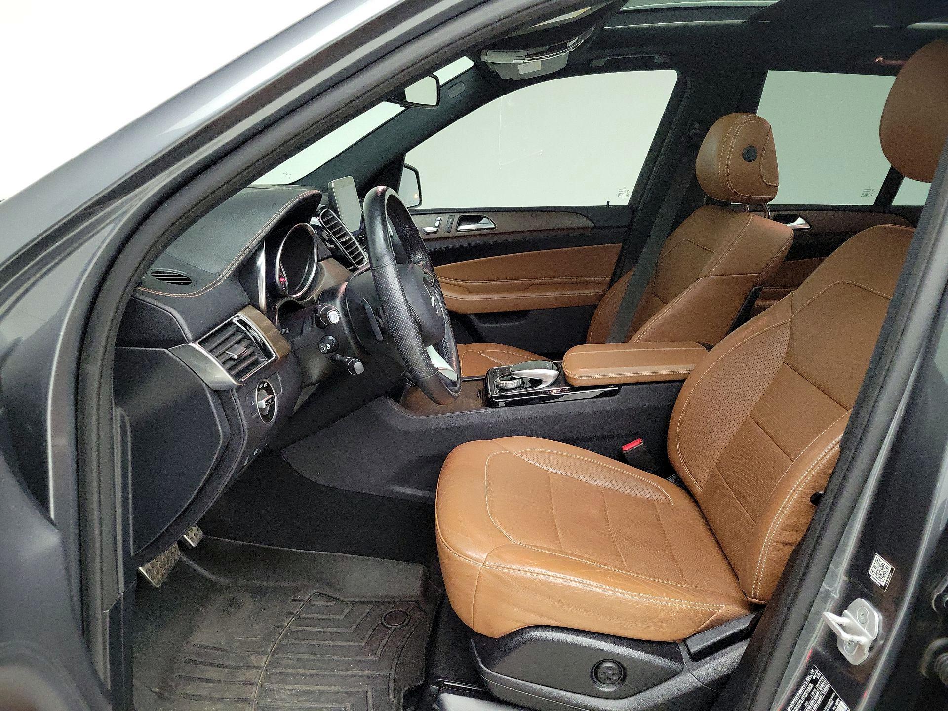 Thumbnail: 2017 Mercedes-Benz GLE - 11