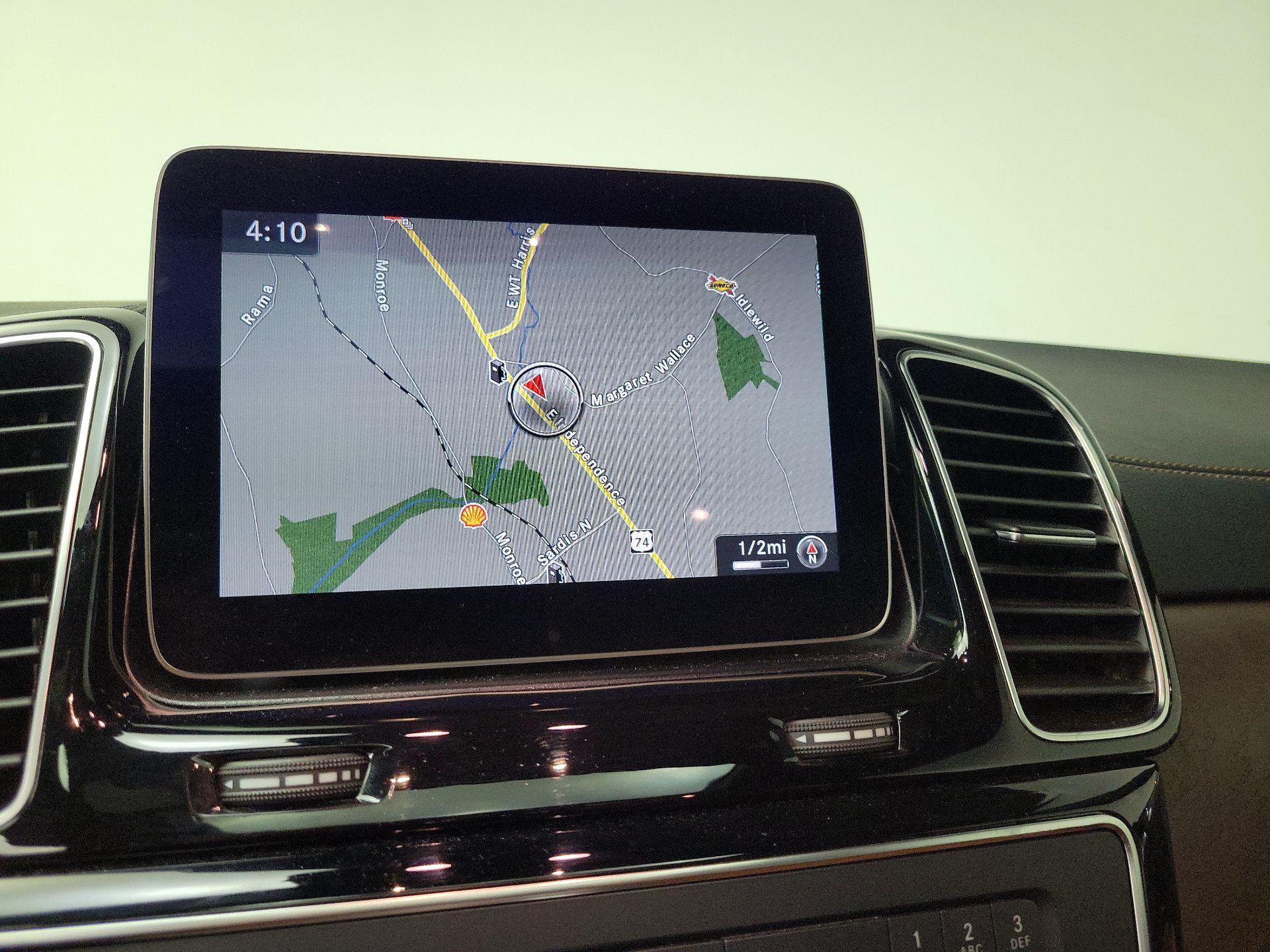 Thumbnail: 2017 Mercedes-Benz GLE - 14