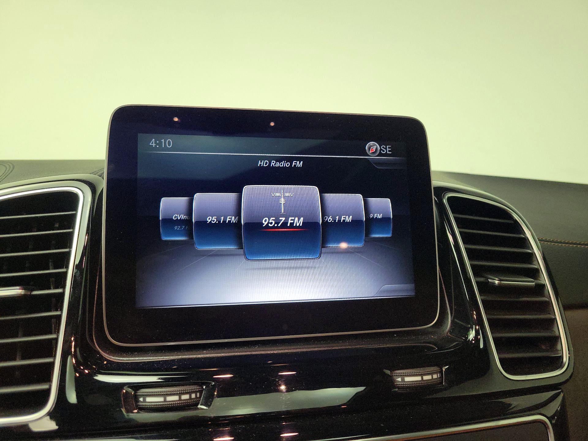 Thumbnail: 2017 Mercedes-Benz GLE - 16