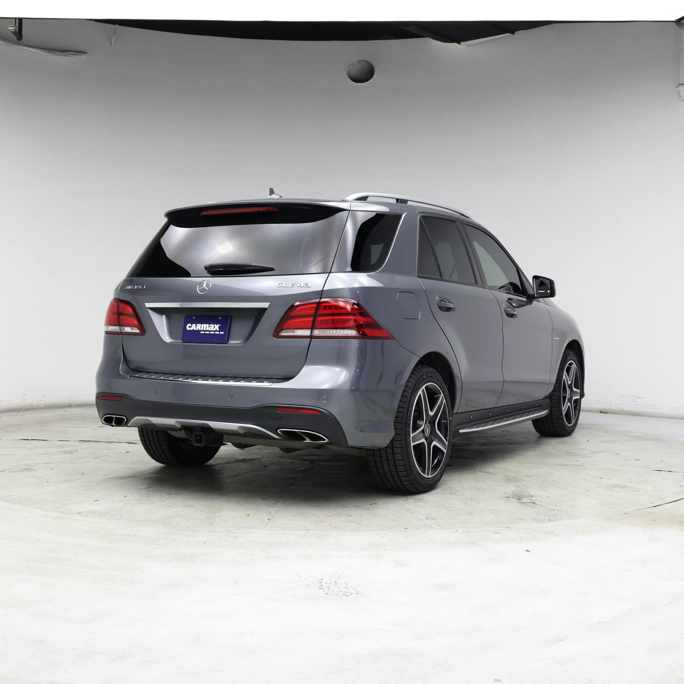 Thumbnail: 2017 Mercedes-Benz GLE - 8