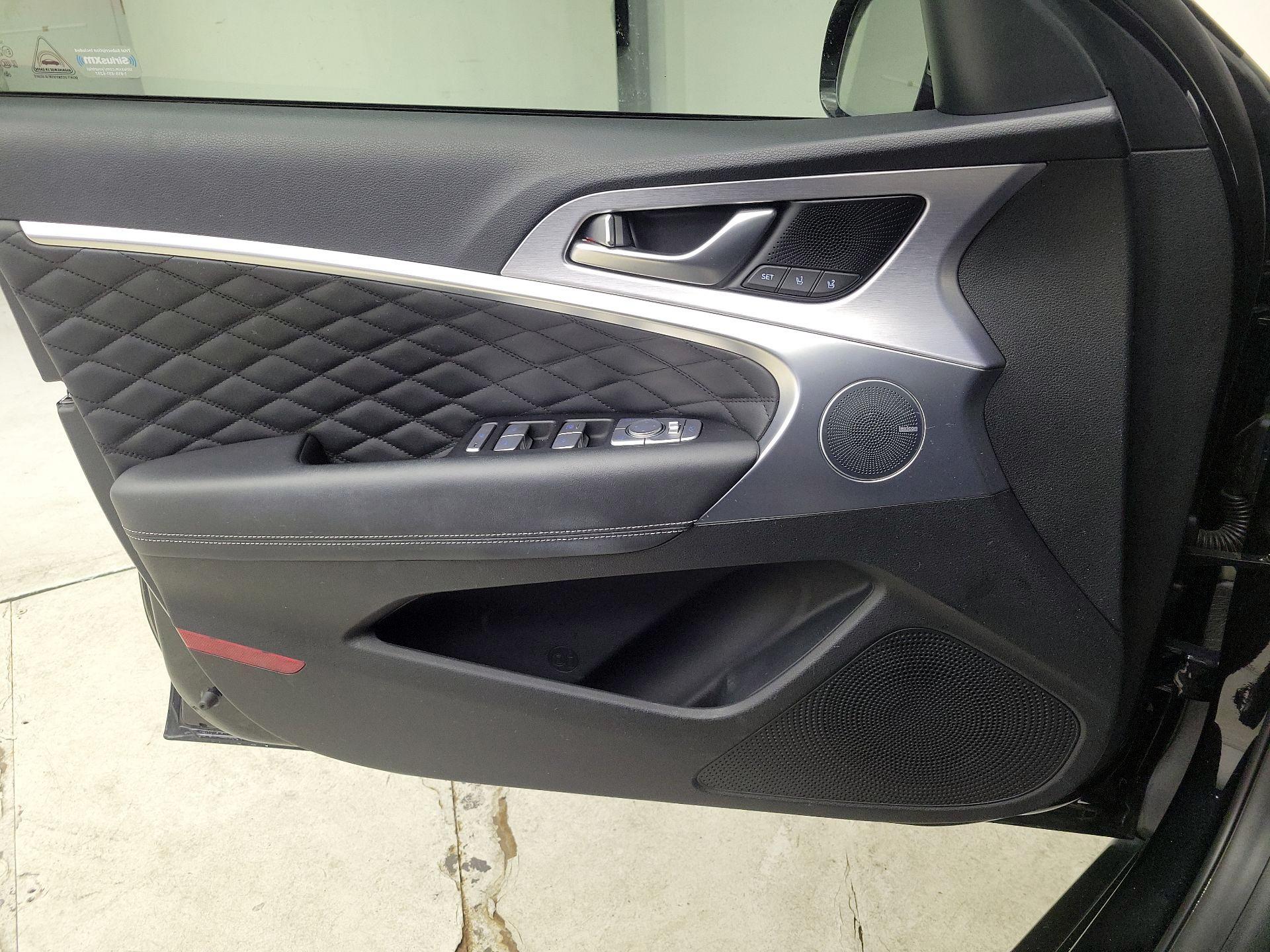 Thumbnail: 2020 Genesis G70 - 12