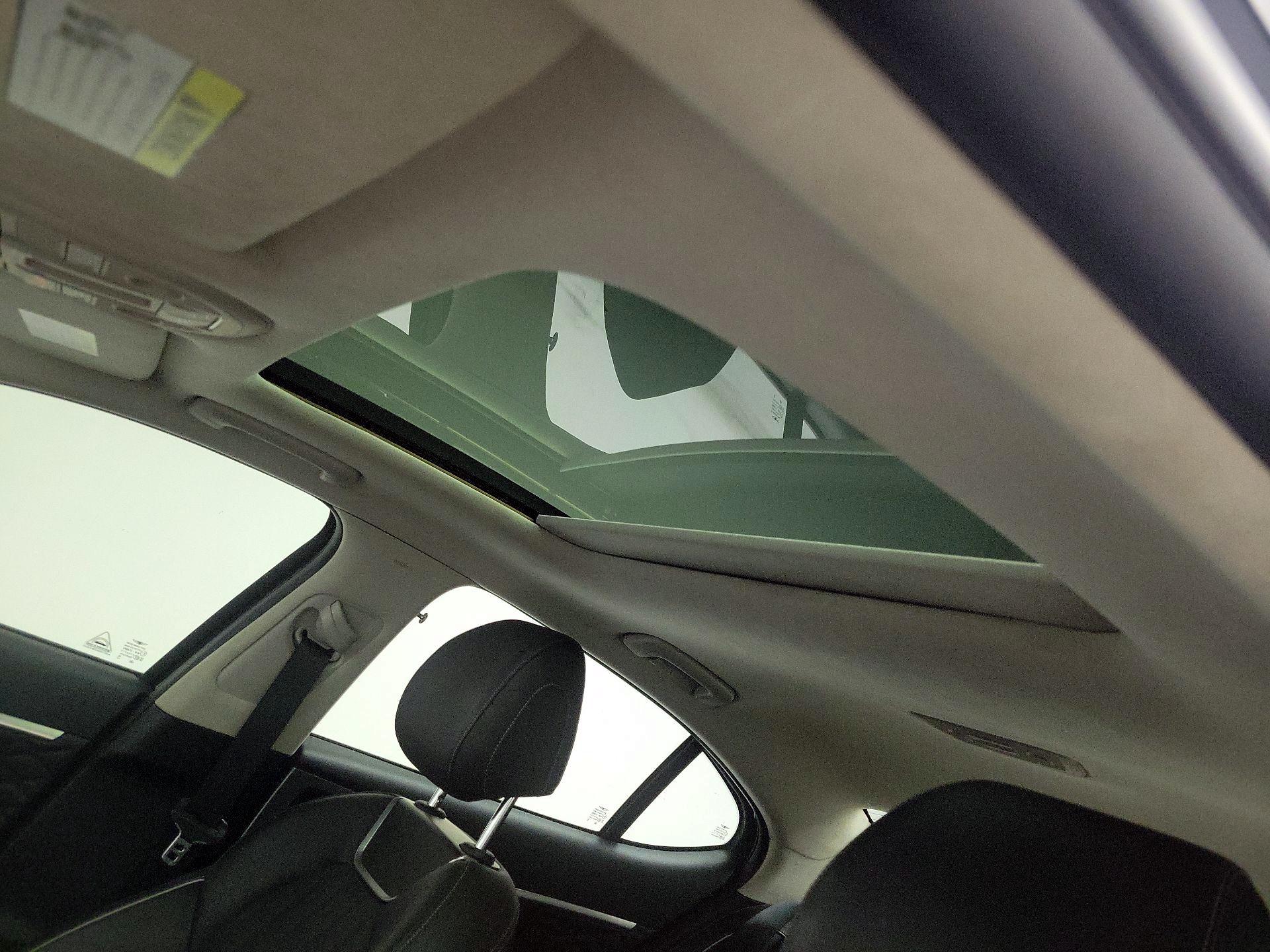 Thumbnail: 2020 Genesis G70 - 20