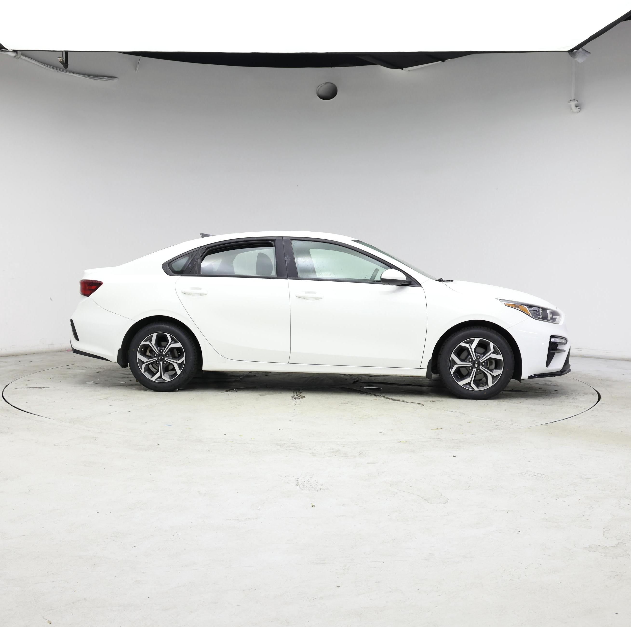 Thumbnail: 2021 Kia Forte - 7