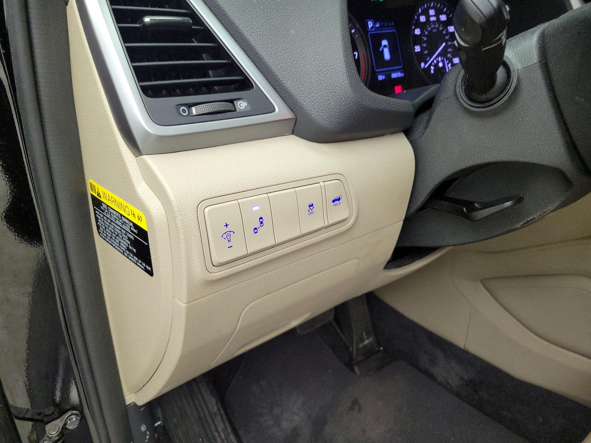 Thumbnail: 2016 Hyundai Tucson - 13