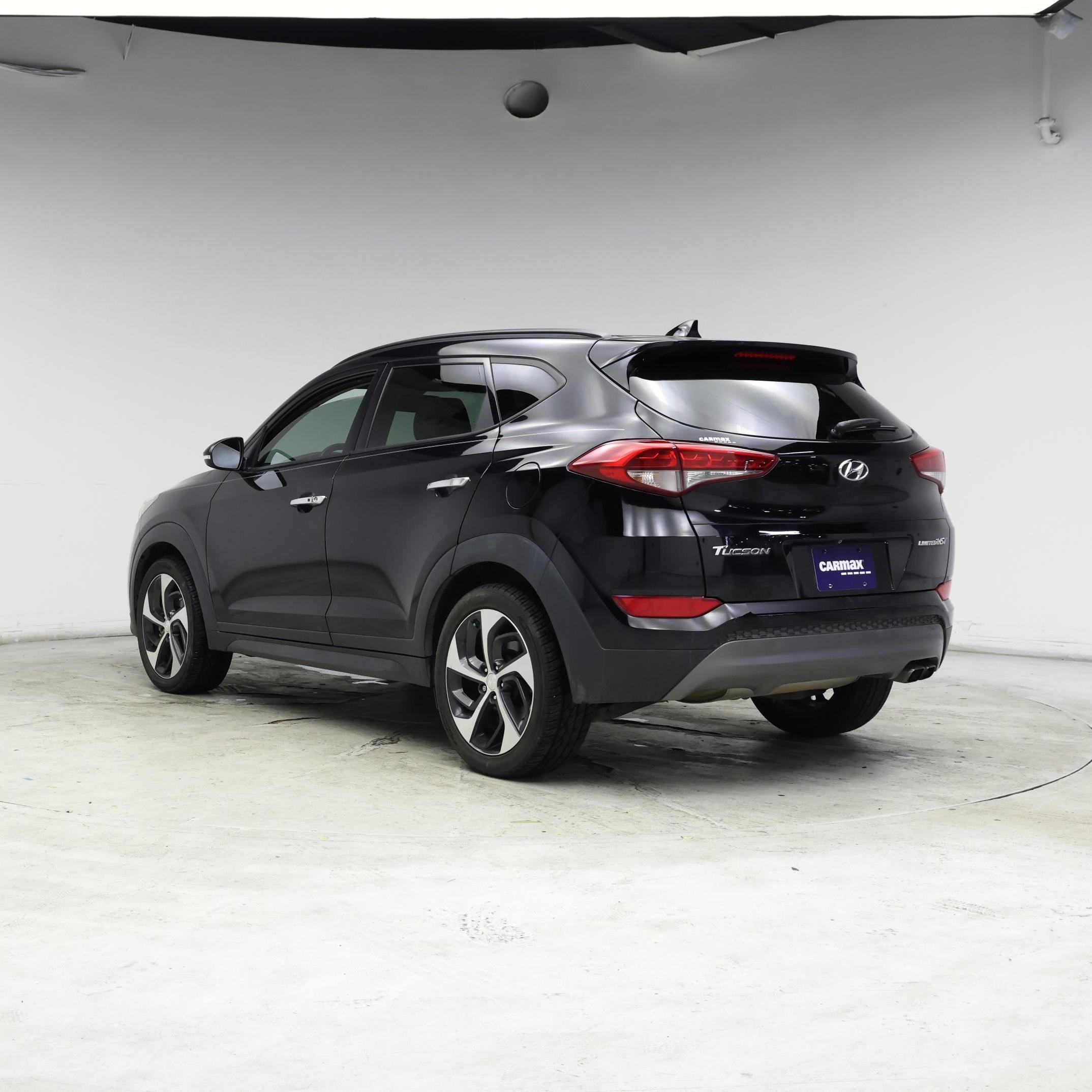 Thumbnail: 2016 Hyundai Tucson - 2