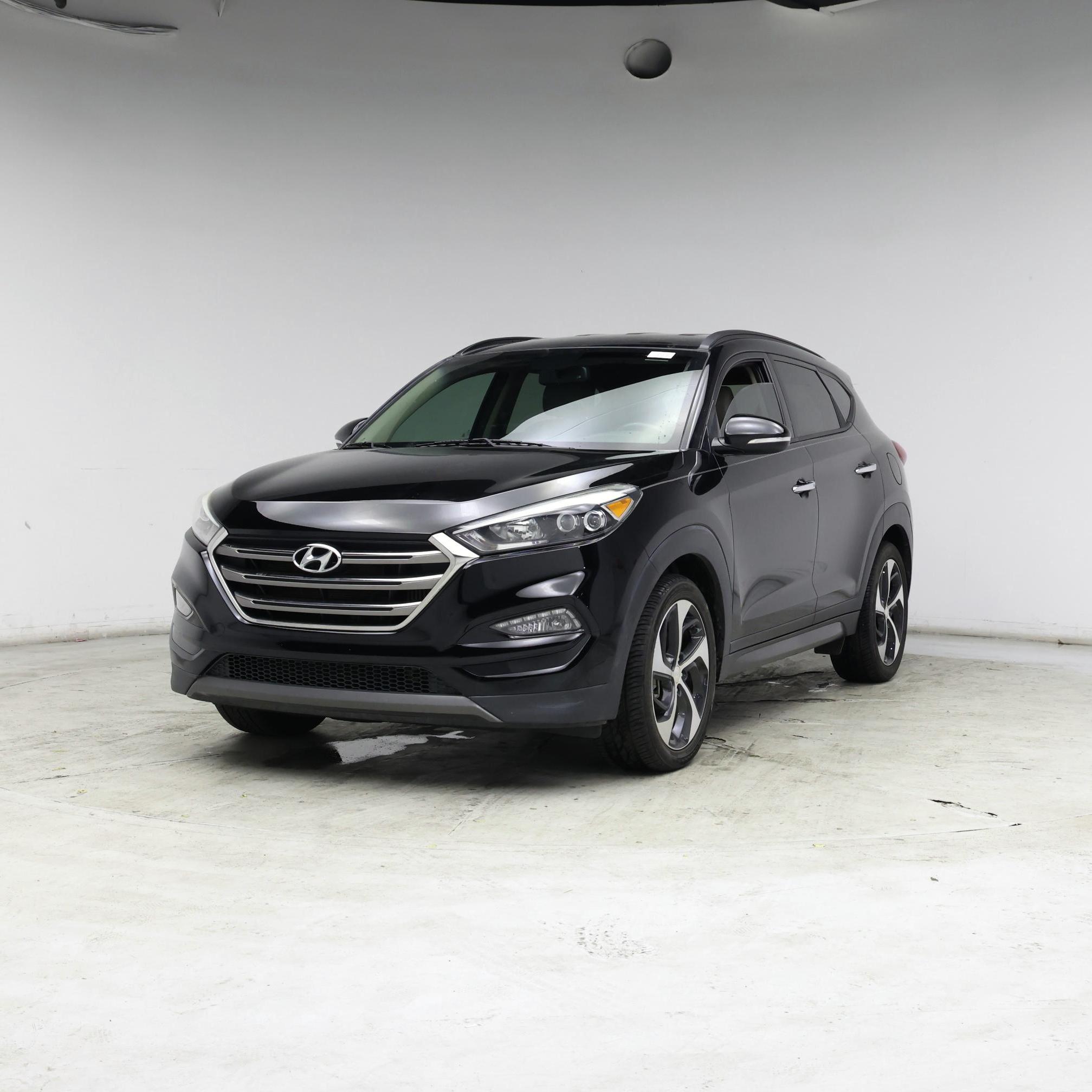 Thumbnail: 2016 Hyundai Tucson - 4